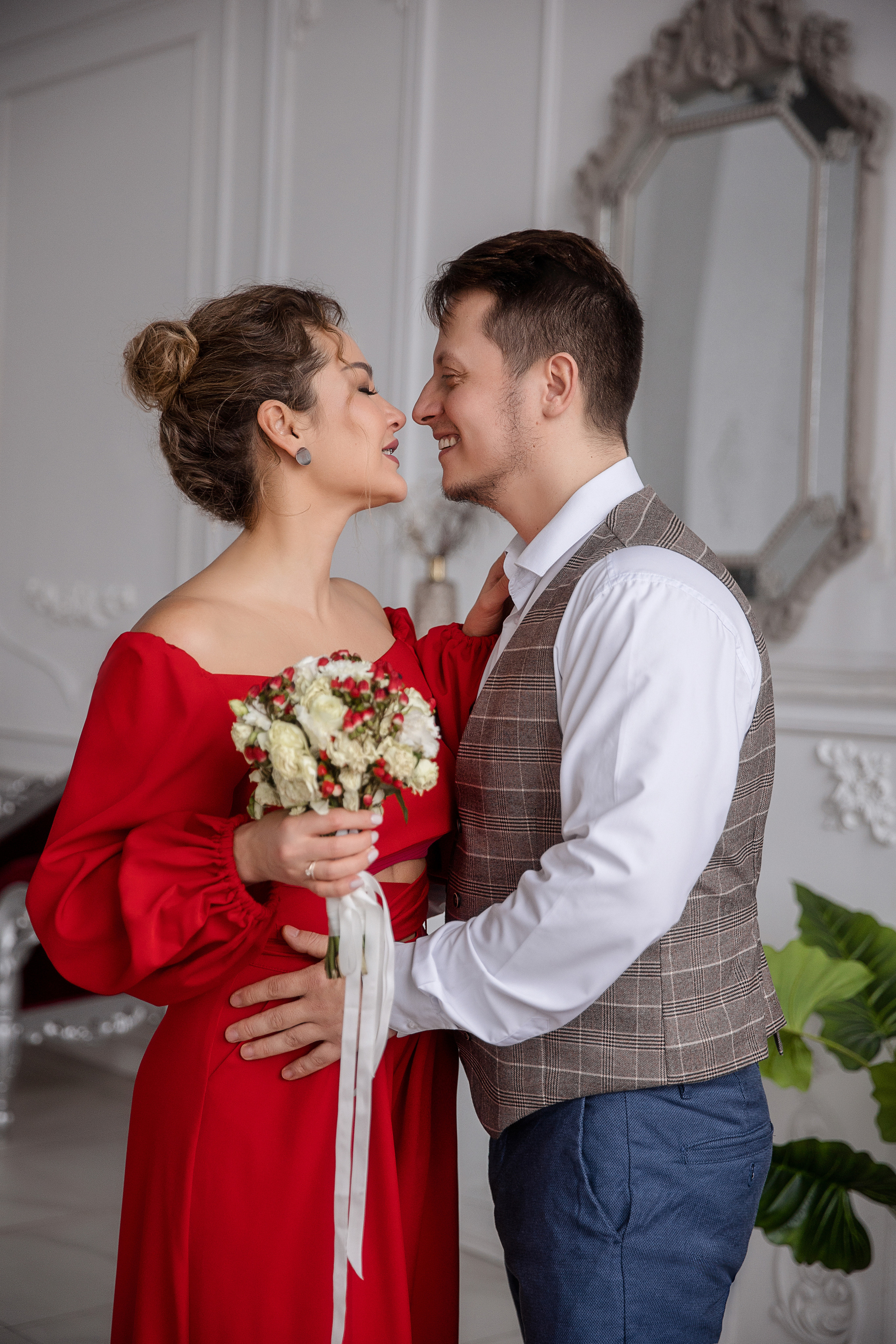 Студийная фотосессия после свадьбы. Татьяна, Иван, Егор. Семейный и детский фотограф в Москве Вера Ускова