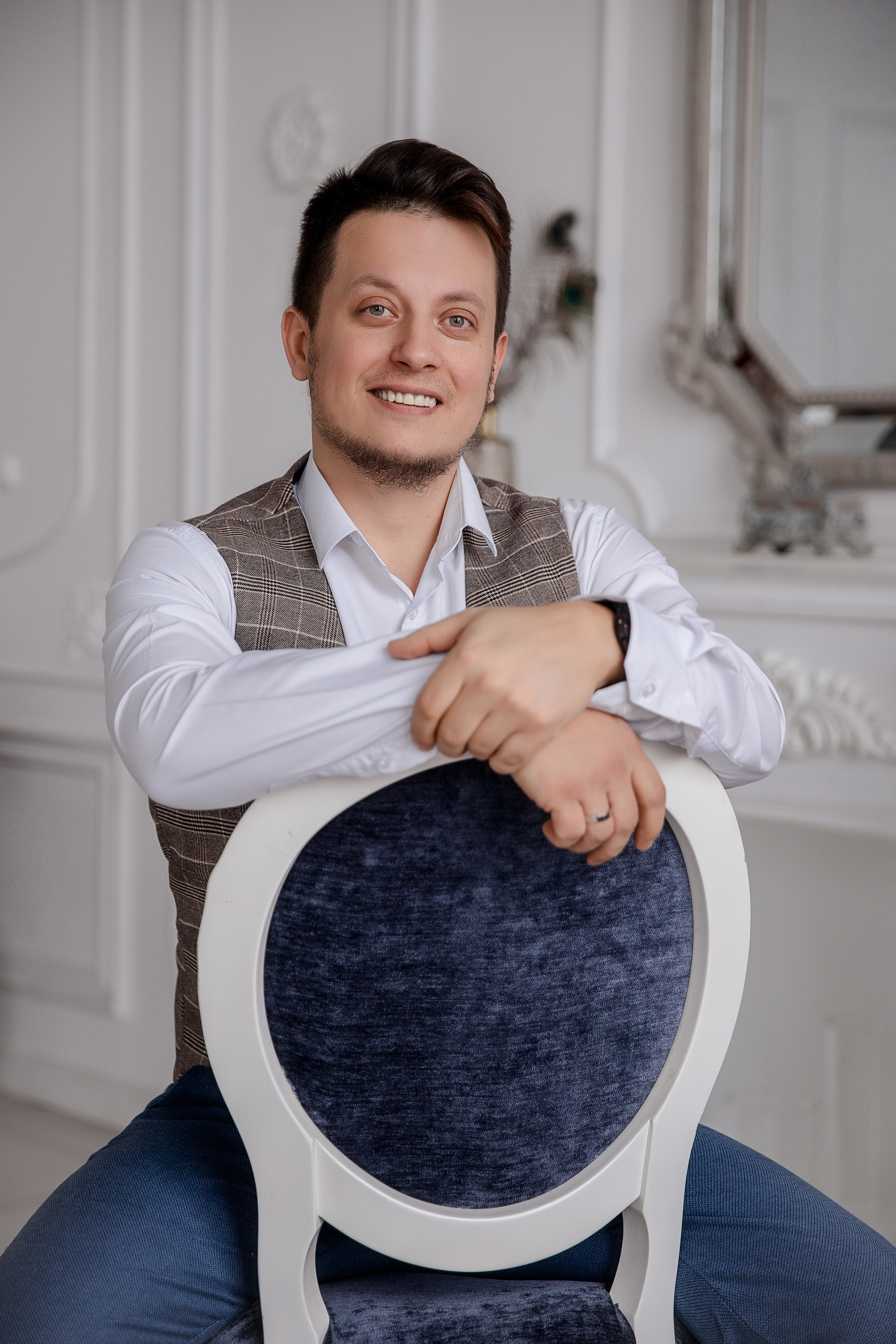 Студийная фотосессия после свадьбы. Татьяна, Иван, Егор. Семейный и детский фотограф в Москве Вера Ускова