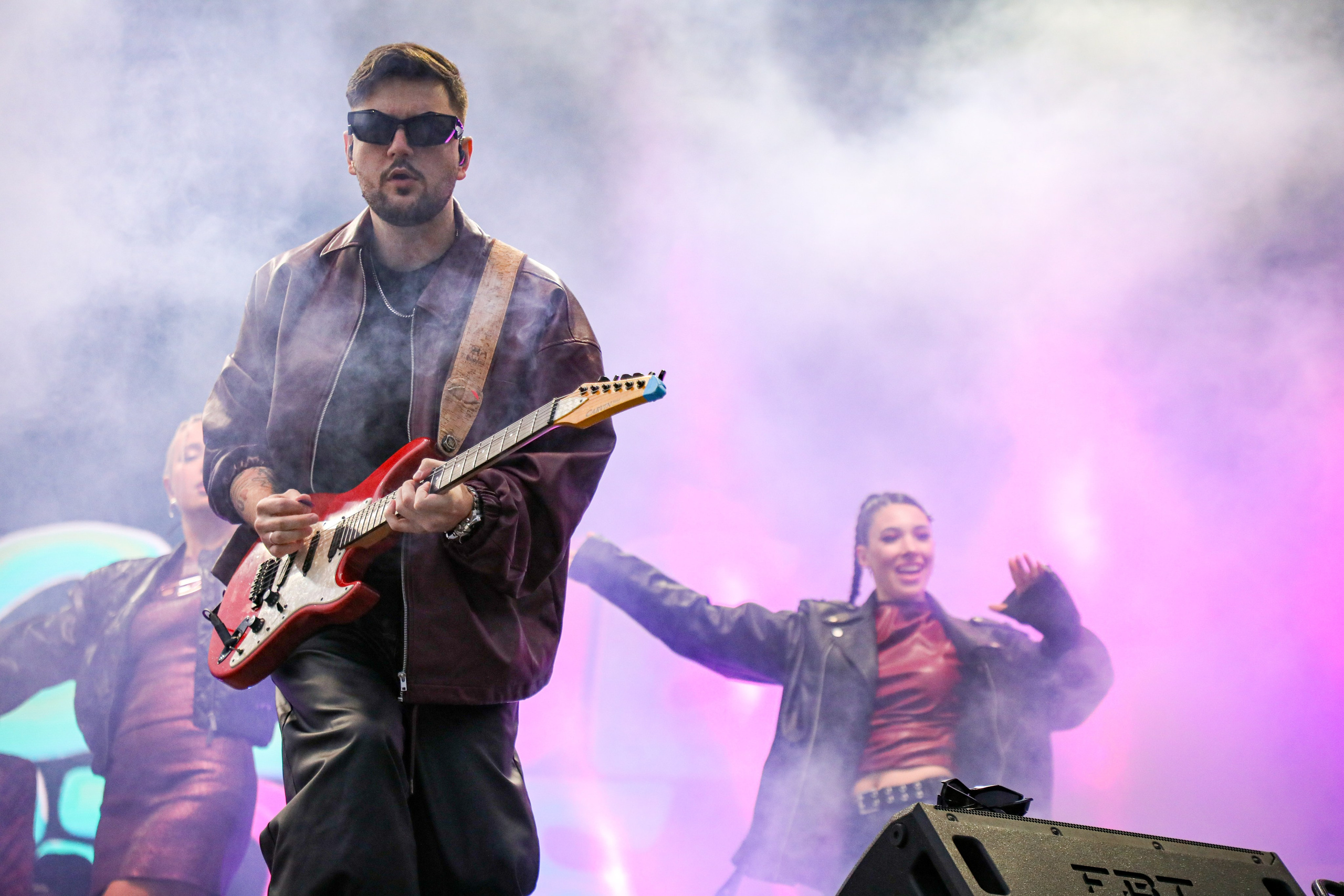 Клава Кока. Спортивный фотограф в Сочи Красной поляне Сергей Канада