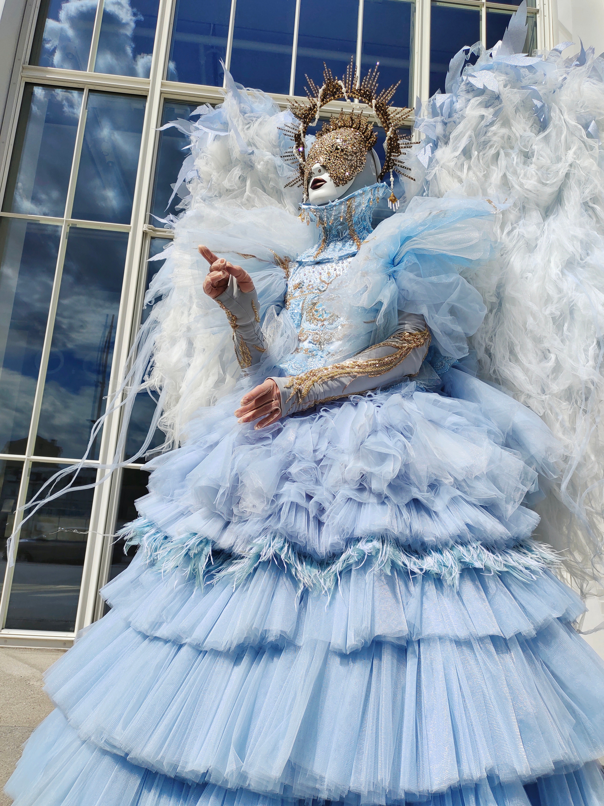 Персонаж Ангел. Мимы и Ходулисты на встречу гостей. Москва