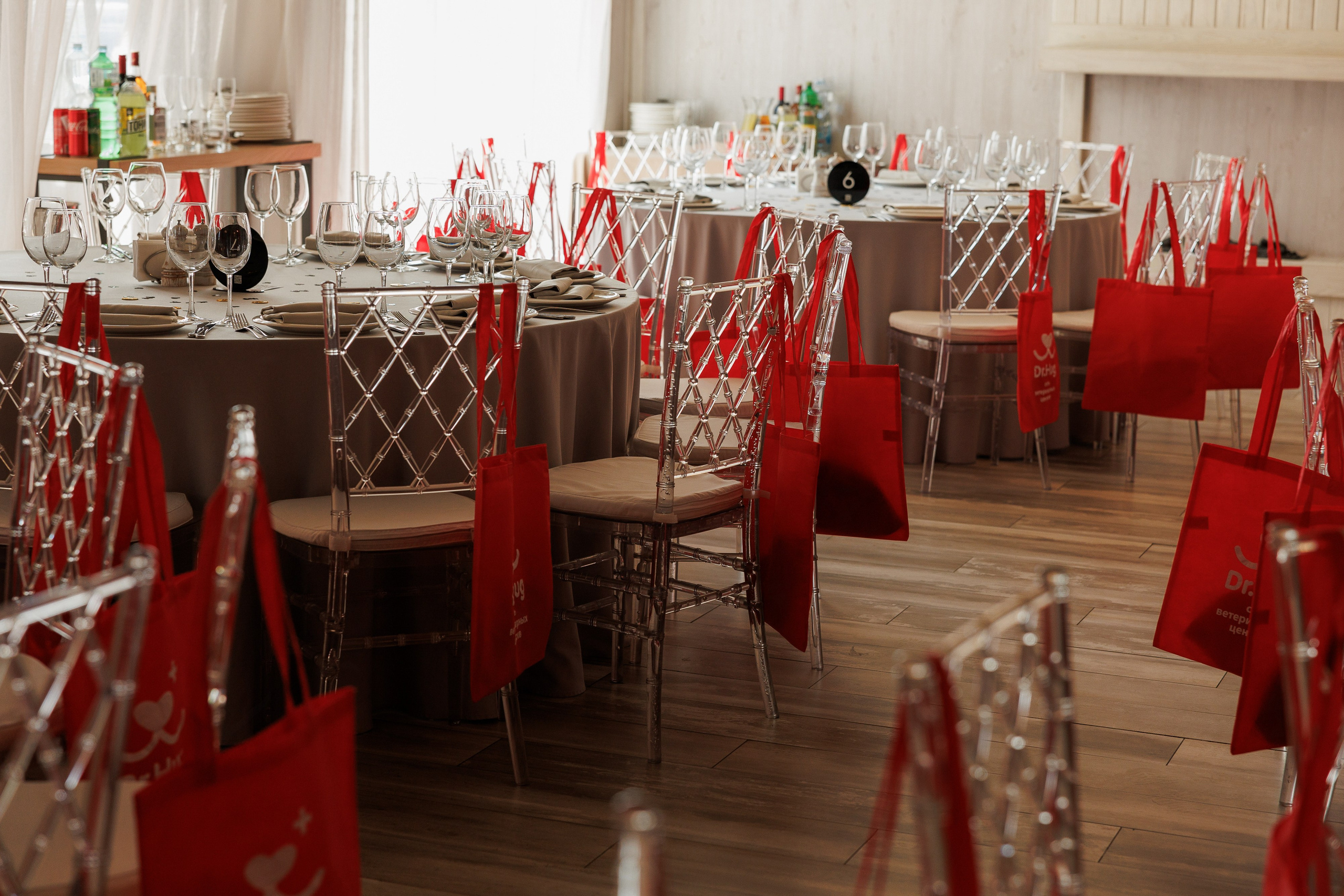 КОРПОРАТИВ DR.HUG. Свадебный и event-фотограф Иван Волнухин