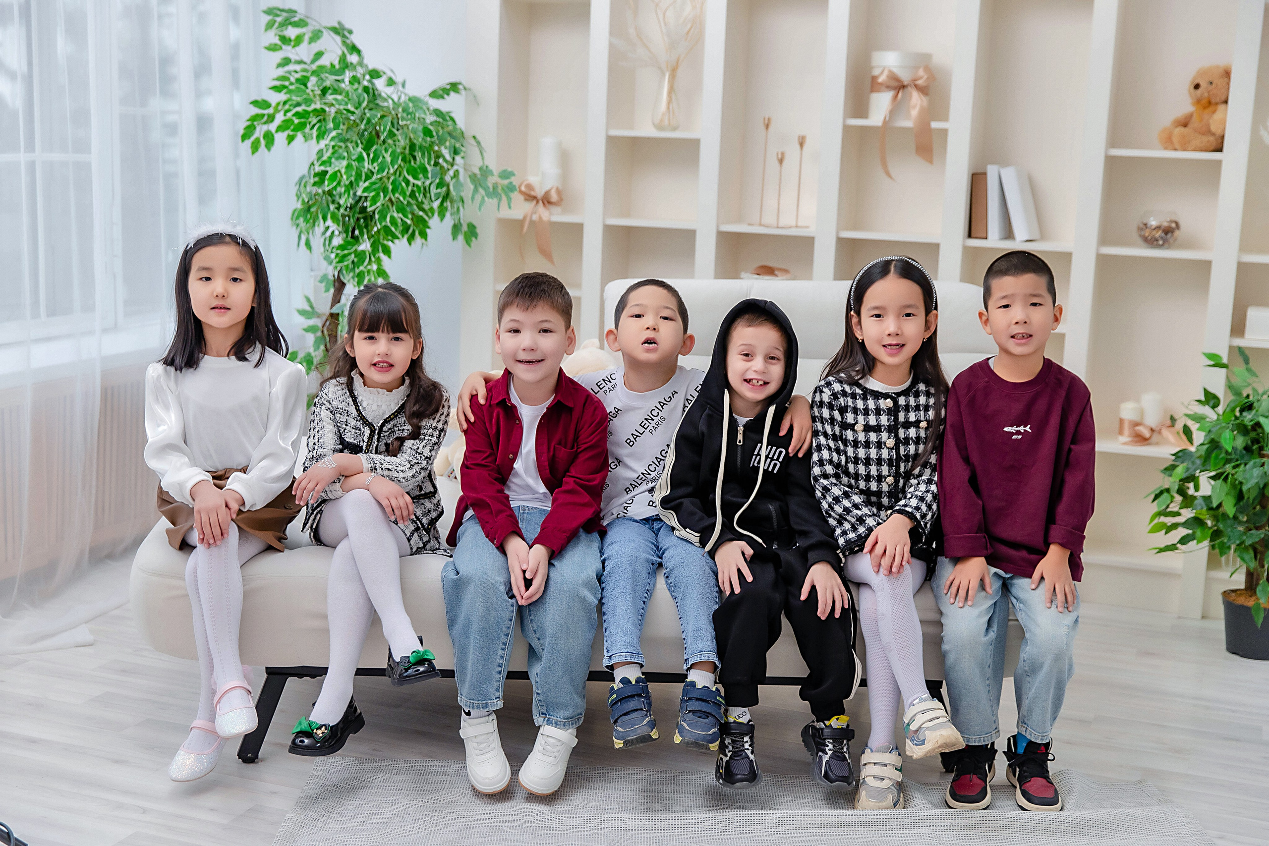 Выпускные (школьные) альбомы (книги) в Ростове-на-Дону. Современные Выпускные Альбомы в Ростове-на-Дону