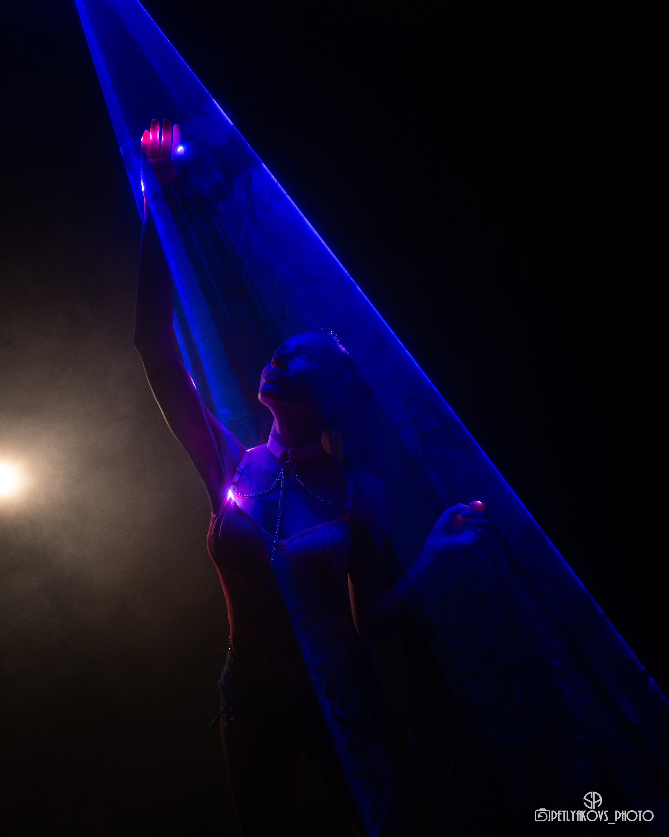 Студийная съёмка с лазером. Фотограф, видеограф Пятигорск, Ставрополь, Ессентуки, Petlyakovs_photo