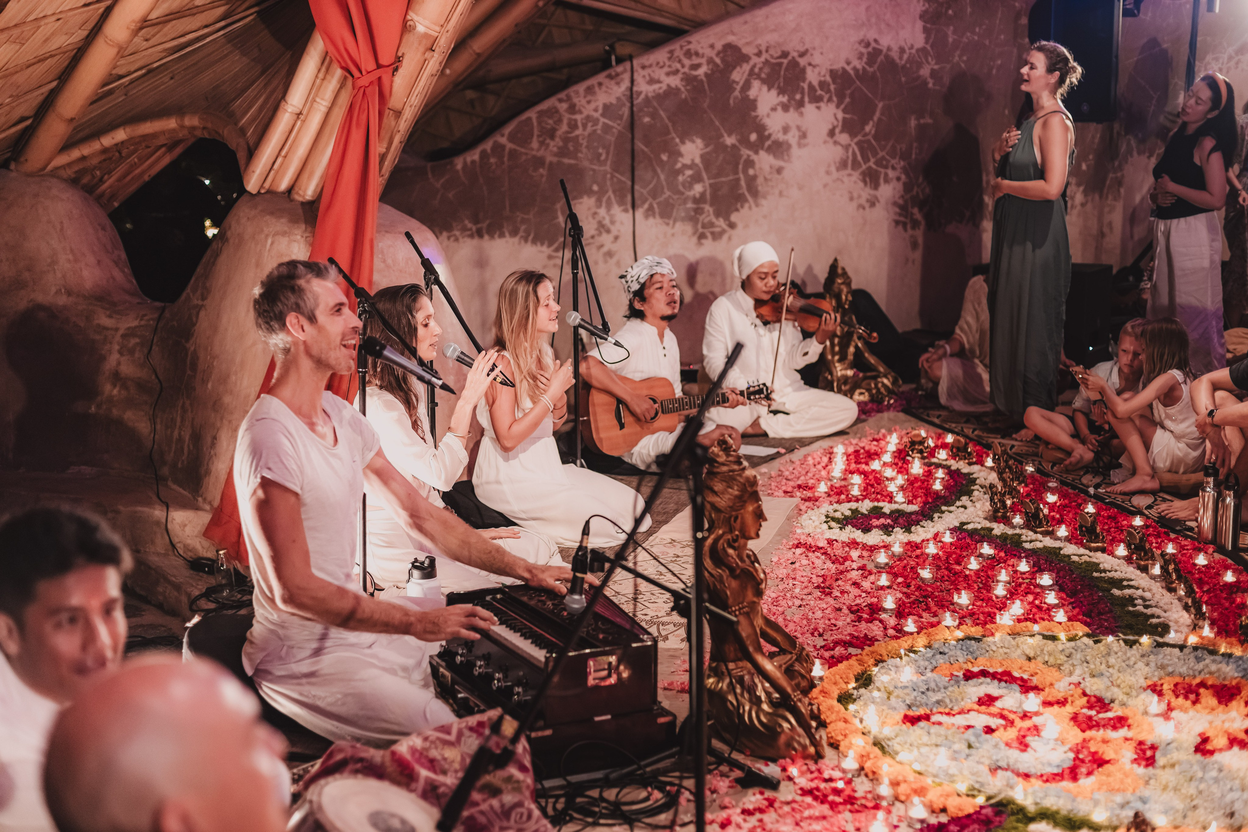Bhakti Bliss kirtan at Alchemy. Mariam Bagdasaryan