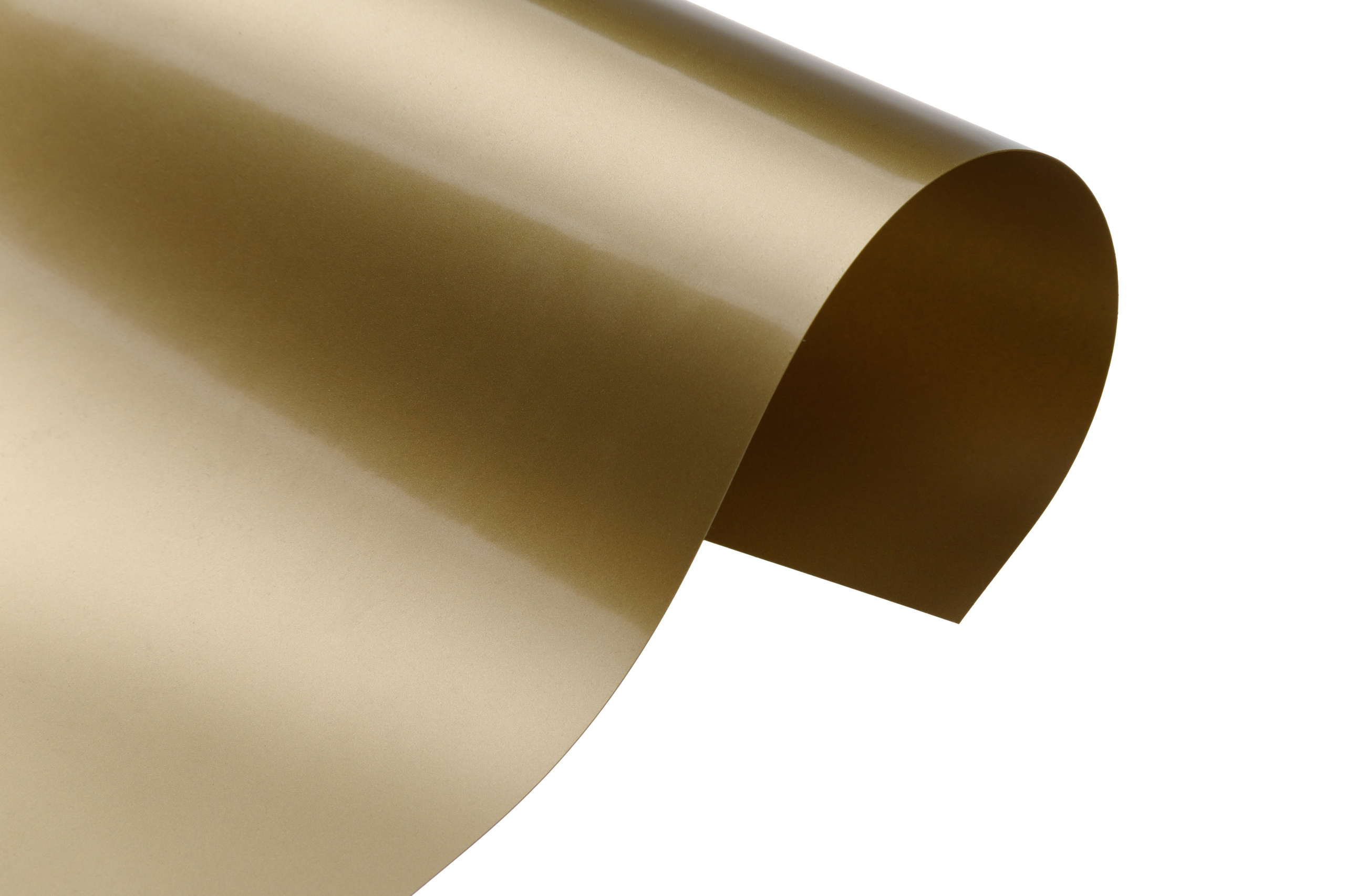 На белом для маркетплейсов и каталогов. Предметный фотограф Александр Трузян