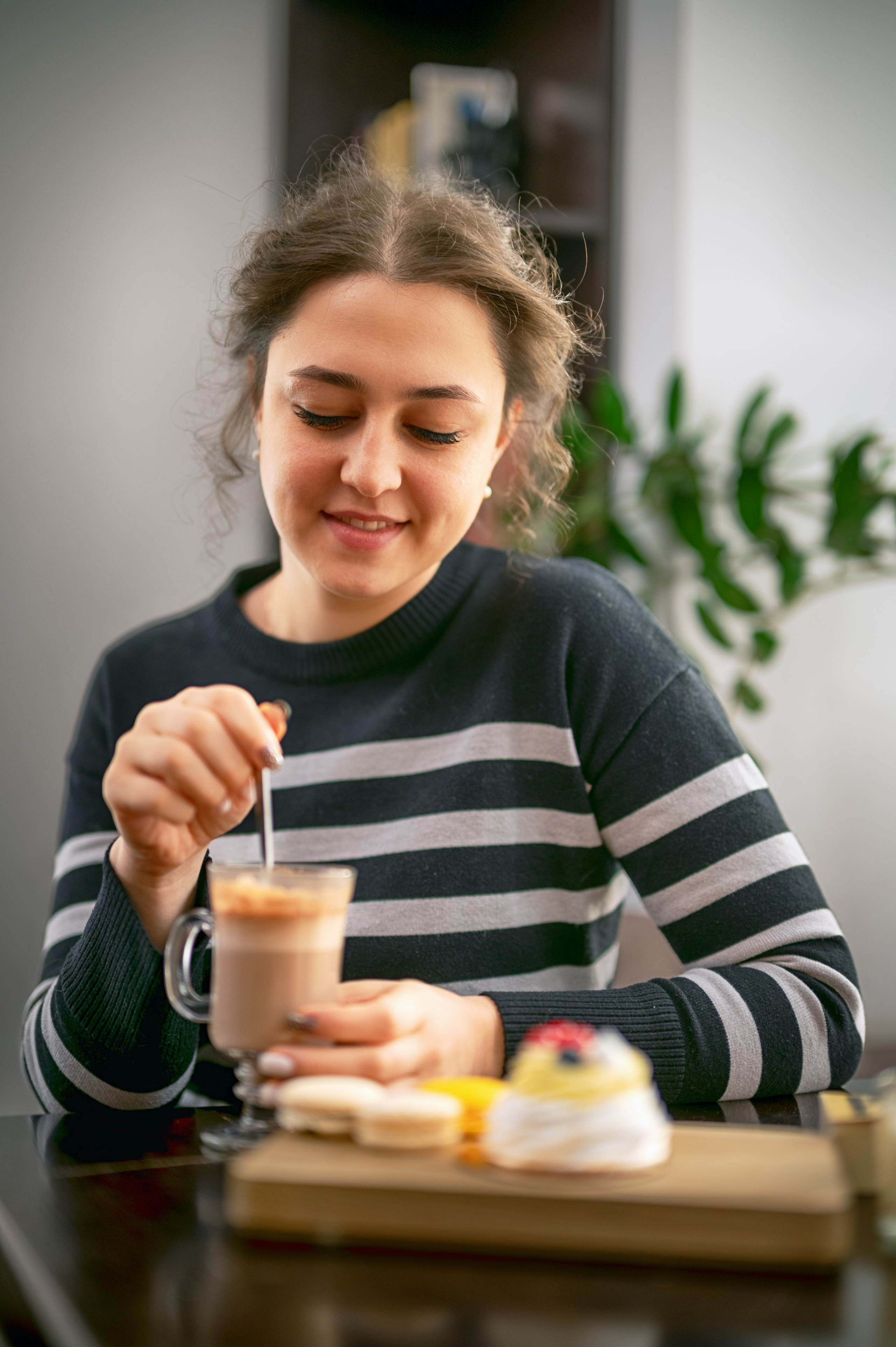 Фото проект в кофейне. Каминская Екатерина. Семейный и детский фотограф в Москве