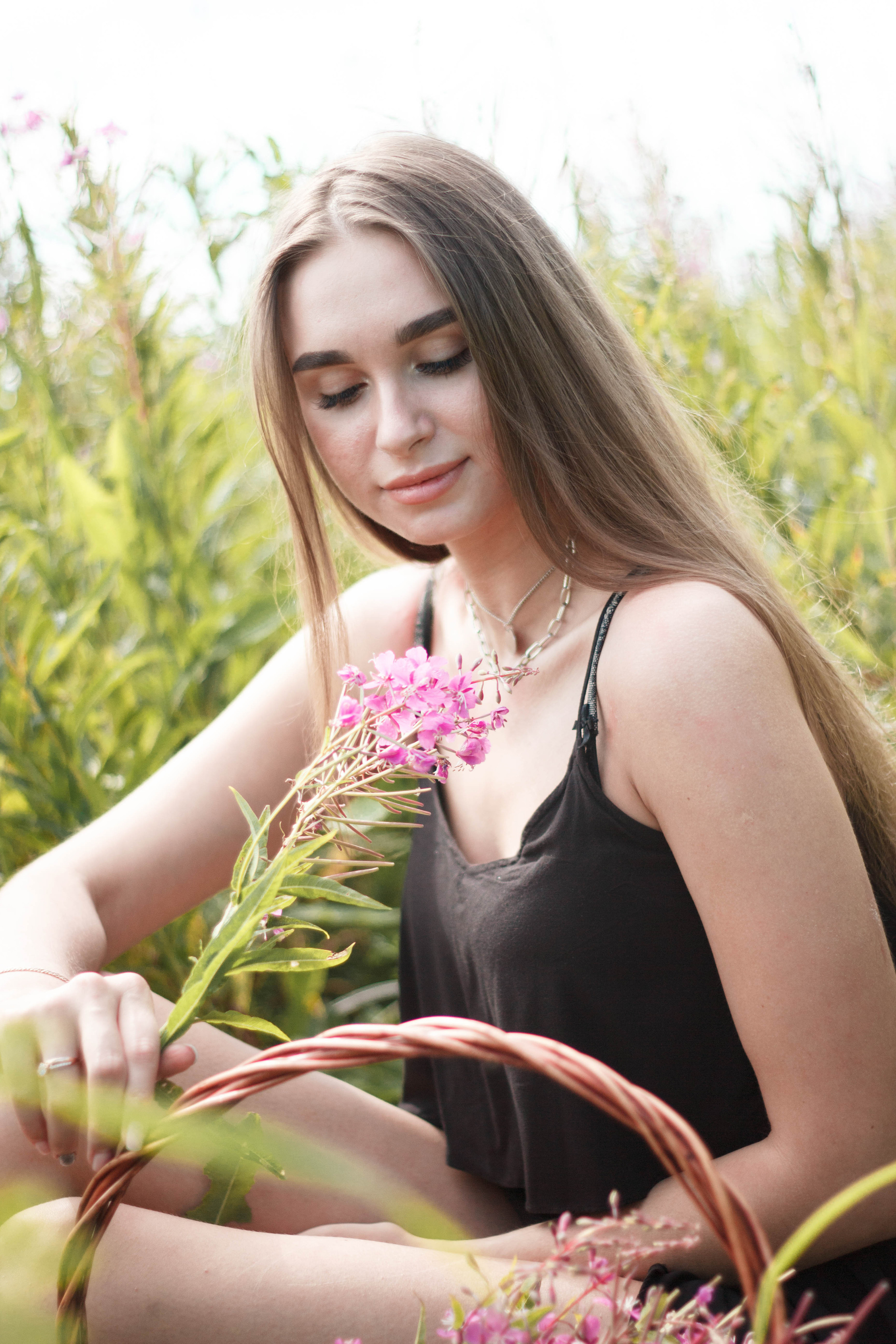 Фотосессия в Иркутске с Иван-чаем. Фотограф в Иркутске Тома Кабанова
