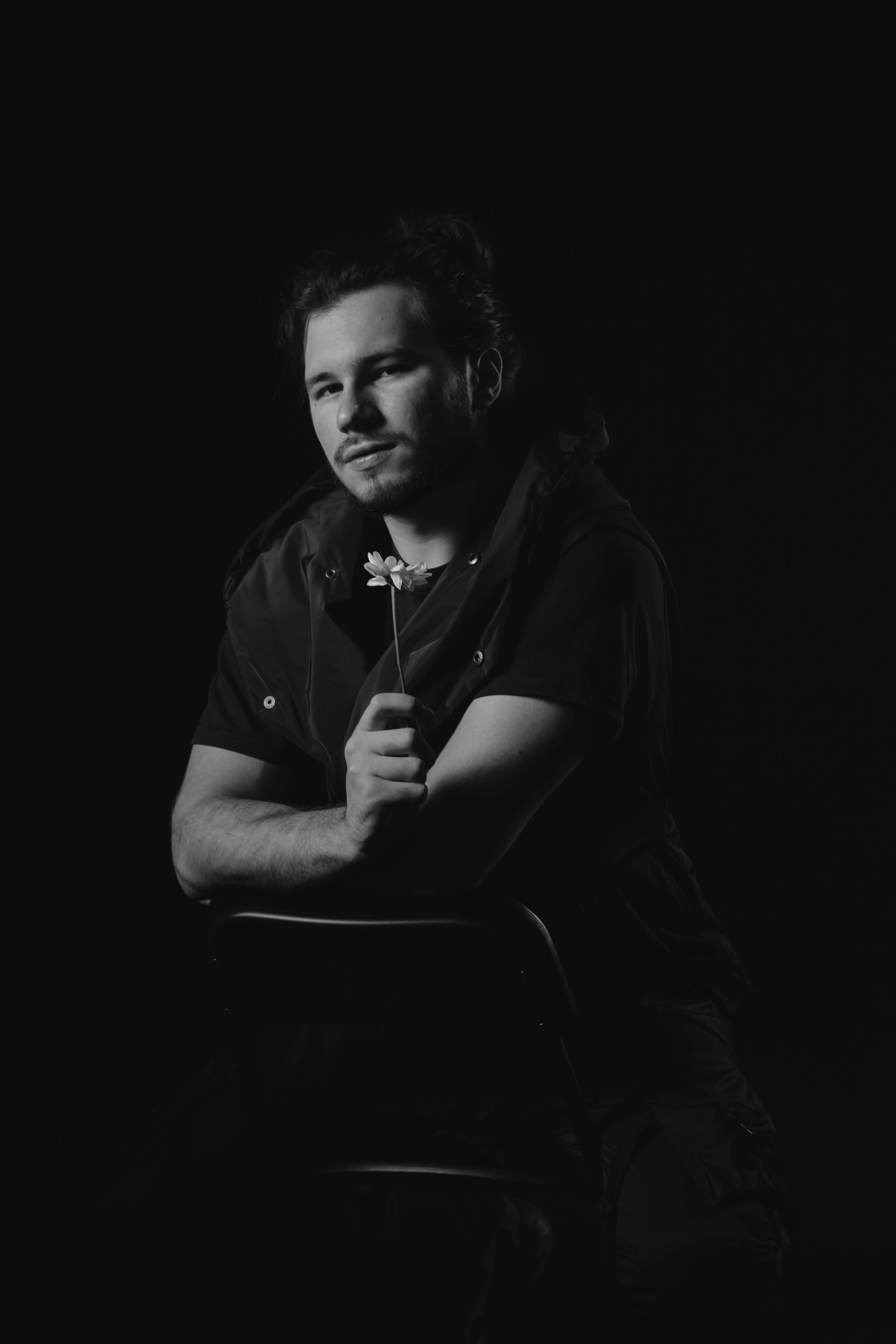 Фотосессия мужской портрет в Иркустке. Фотограф в Иркутске Тома Кабанова