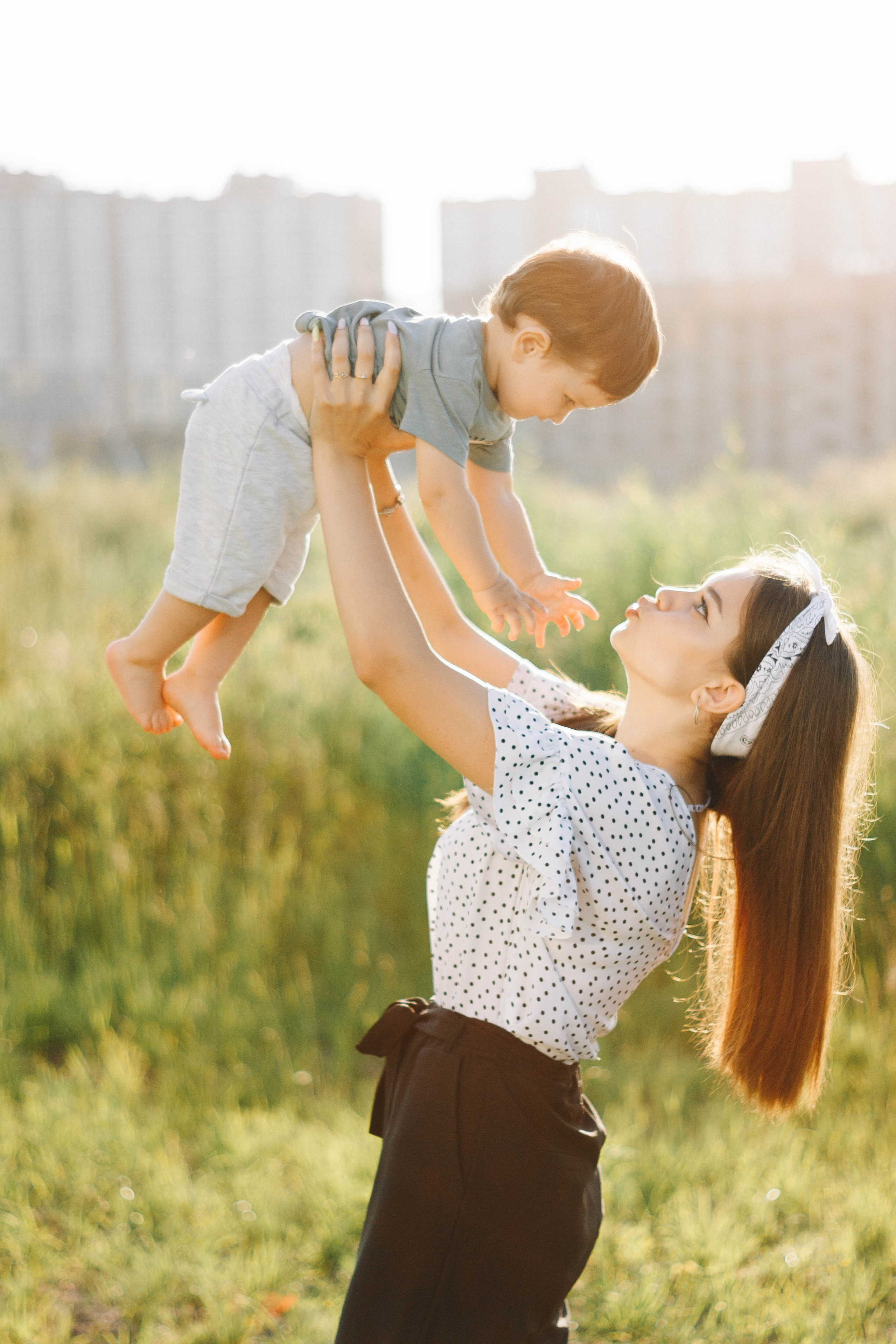 Фотосессия ребенка мама и малыш. Фотограф в Иркутске Тома Кабанова