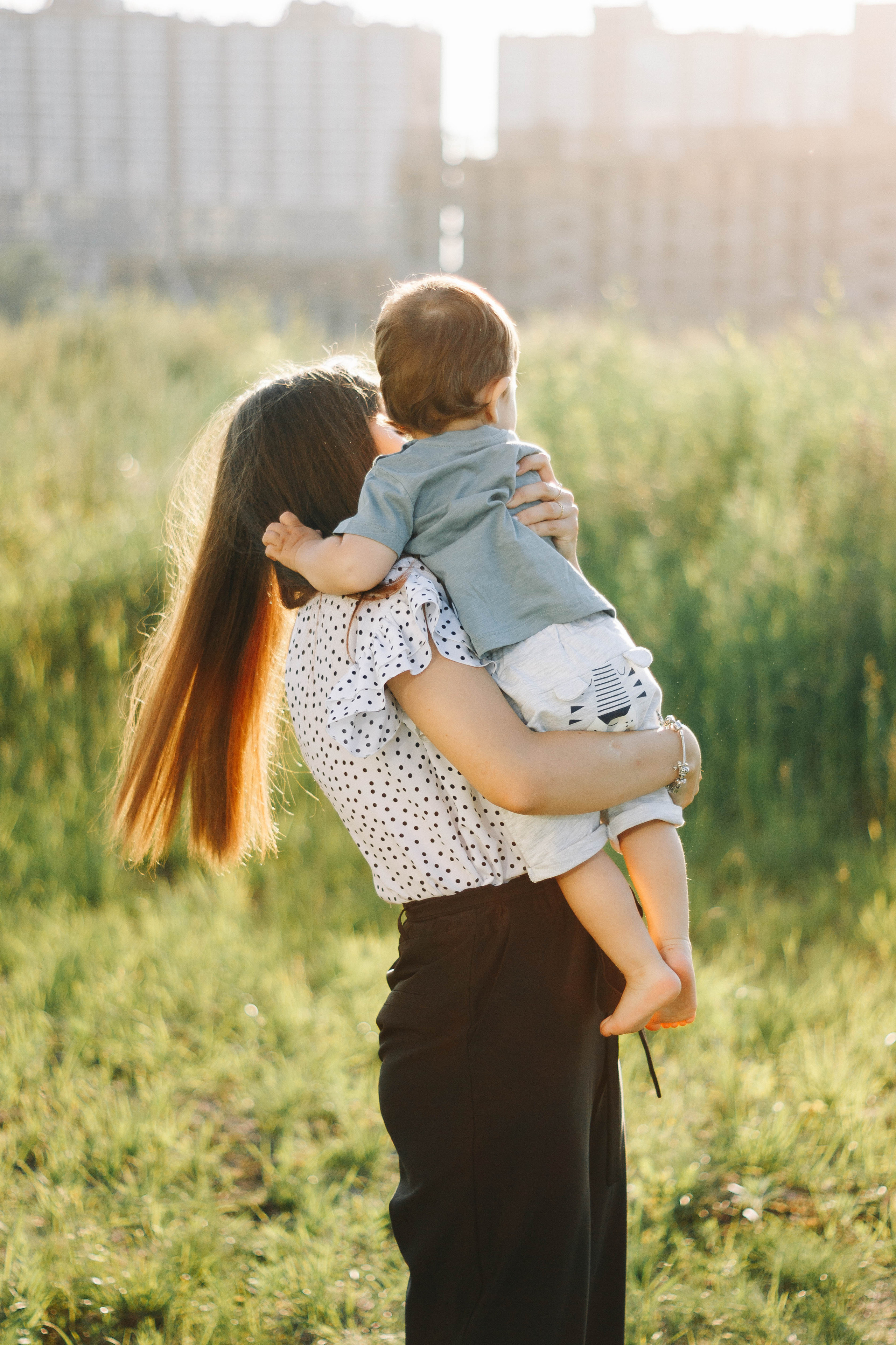 Фотосессия ребенка мама и малыш. Фотограф в Иркутске Тома Кабанова