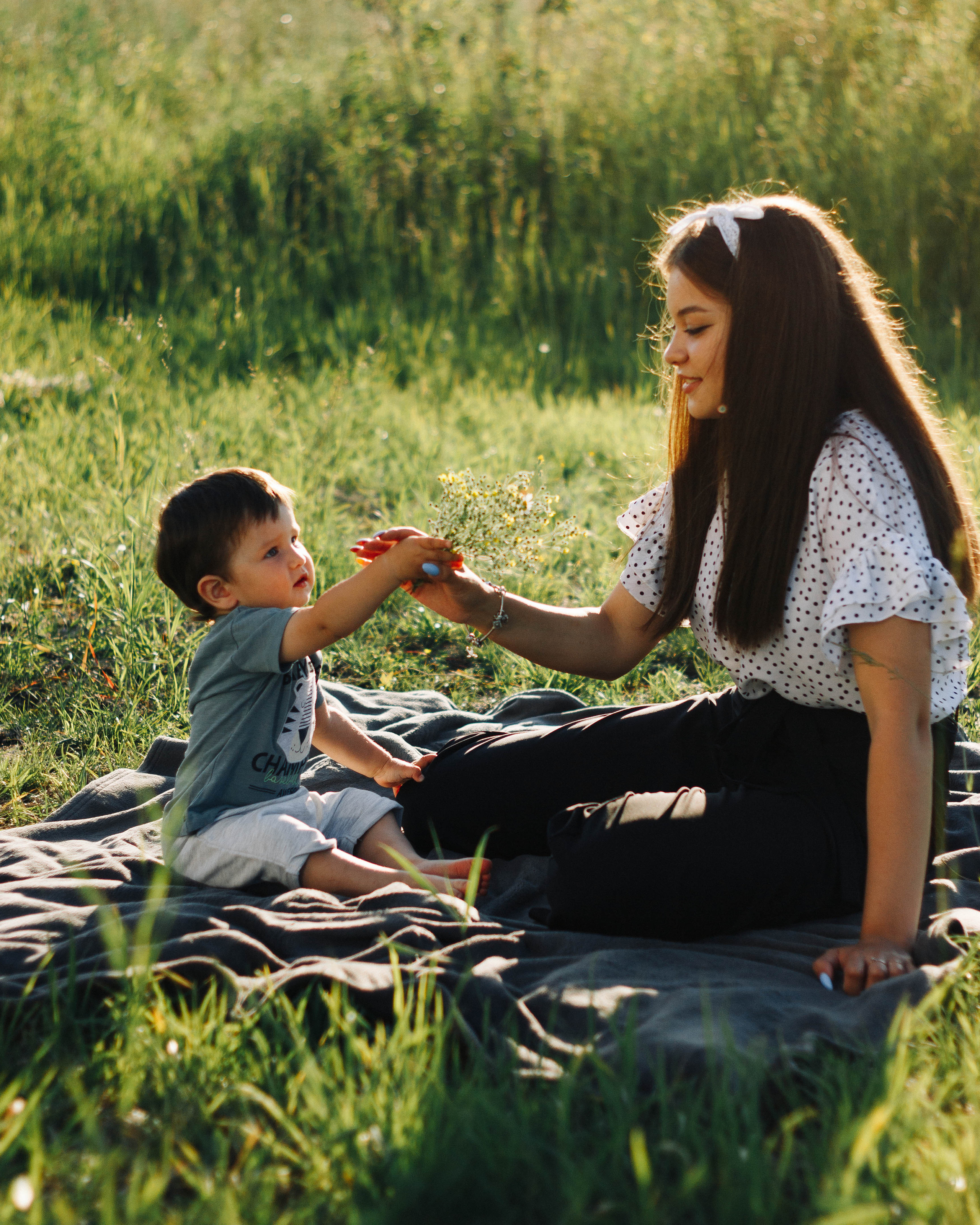 Фотосессия ребенка мама и малыш. Фотограф в Иркутске Тома Кабанова