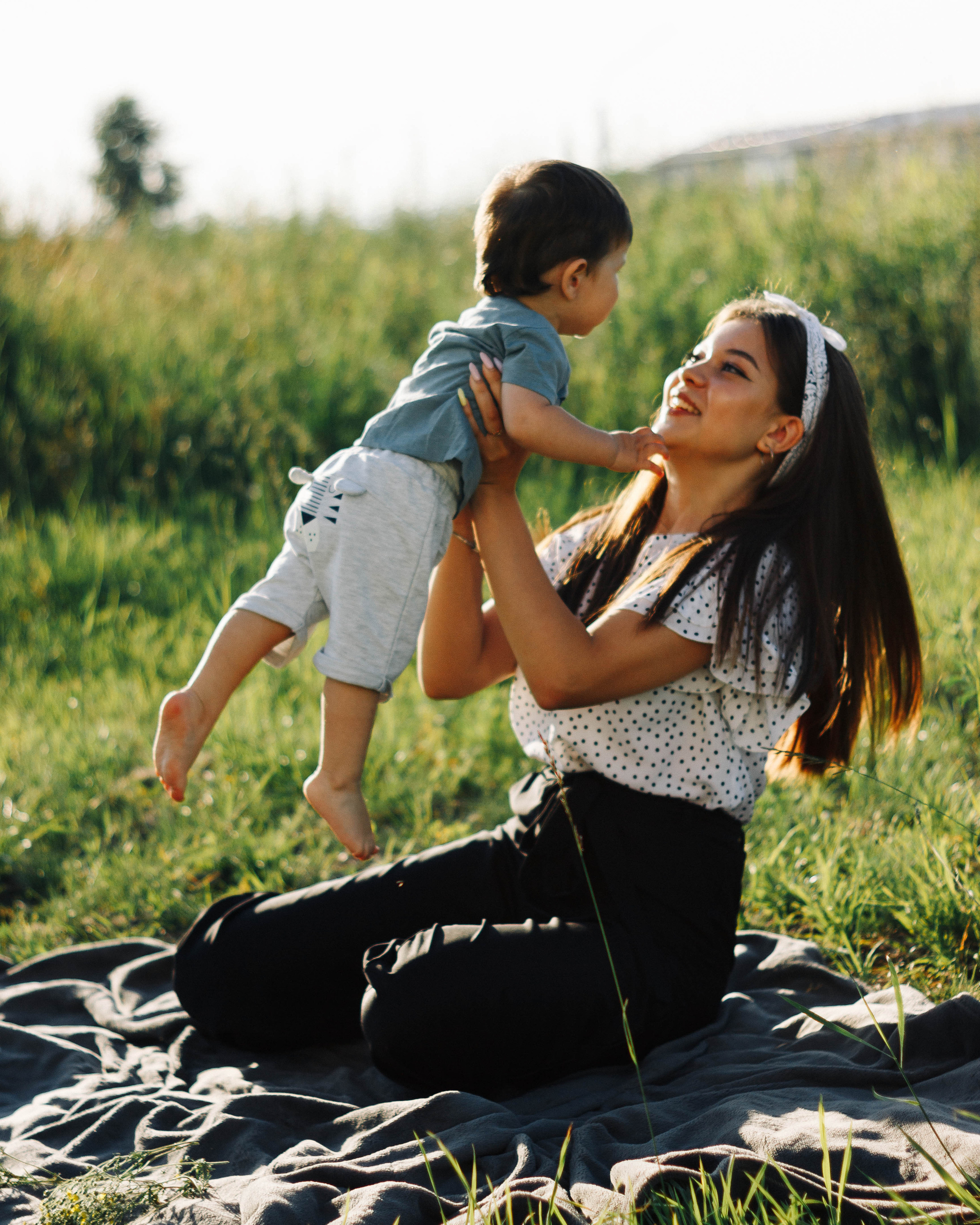 Фотосессия ребенка мама и малыш. Фотограф в Иркутске Тома Кабанова