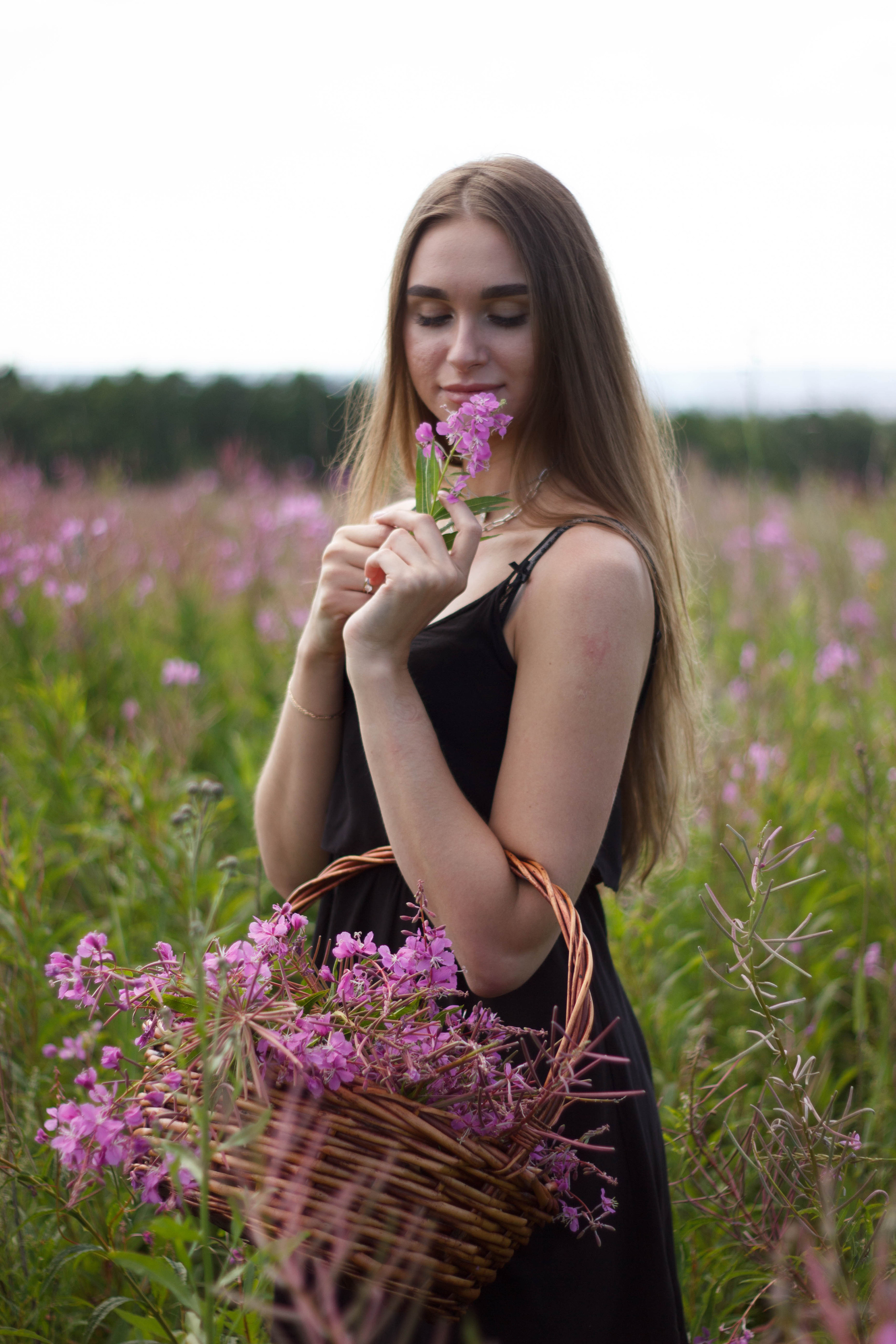 Фотосессия в Иркутске с Иван-чаем. Фотограф в Иркутске Тома Кабанова