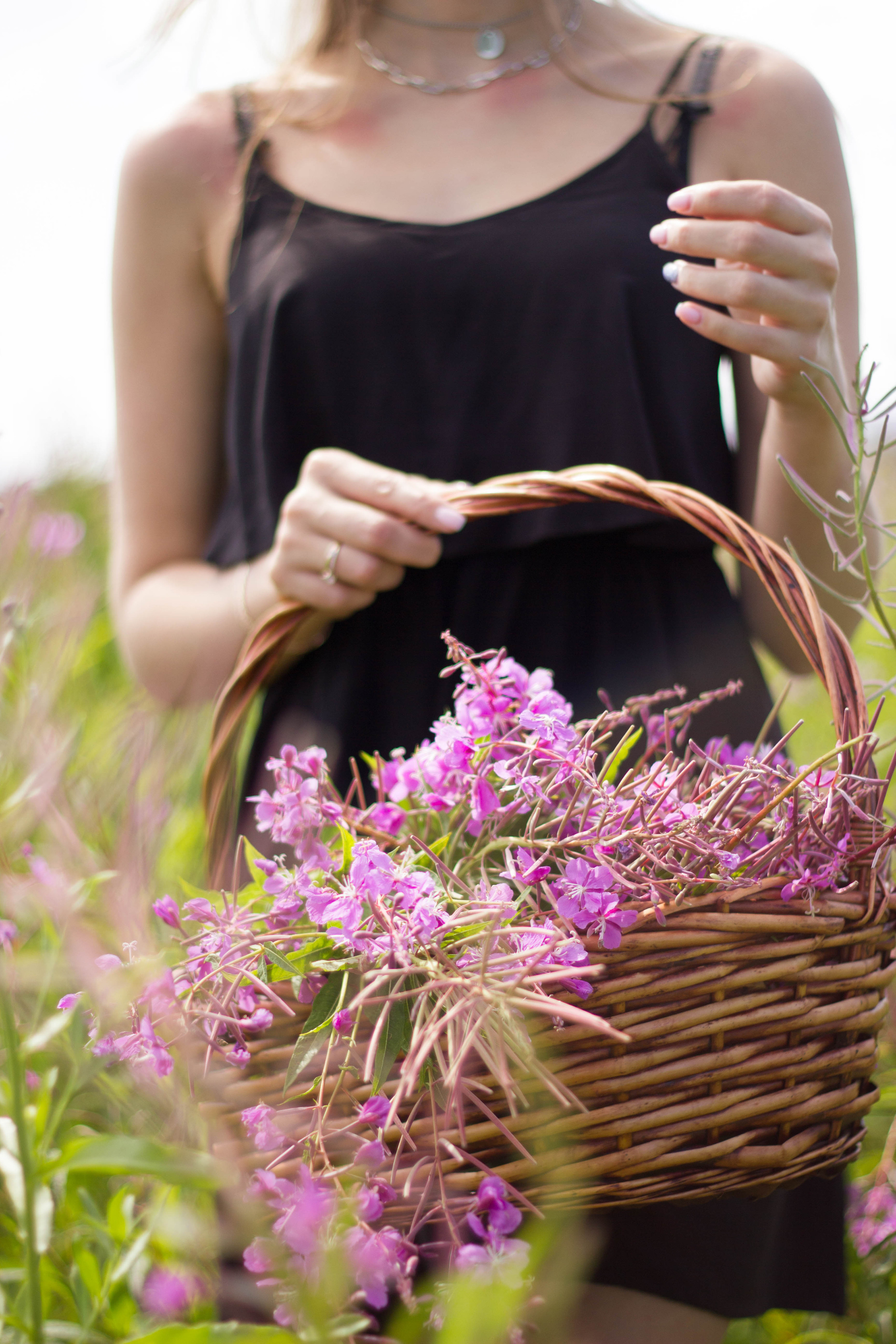 Фотосессия в Иркутске с Иван-чаем. Фотограф в Иркутске Тома Кабанова