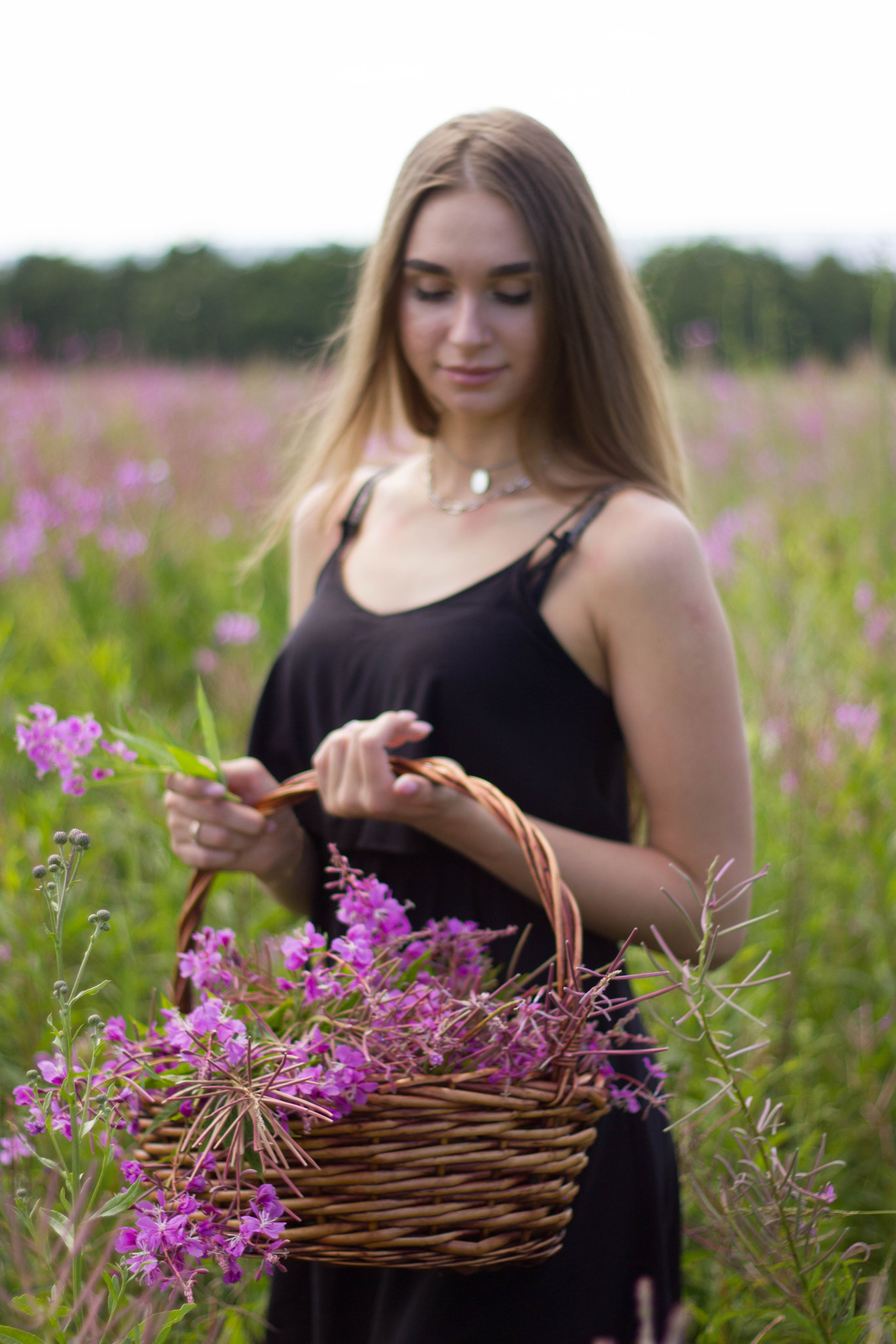Фотосессия в Иркутске с Иван-чаем. Фотограф в Иркутске Тома Кабанова
