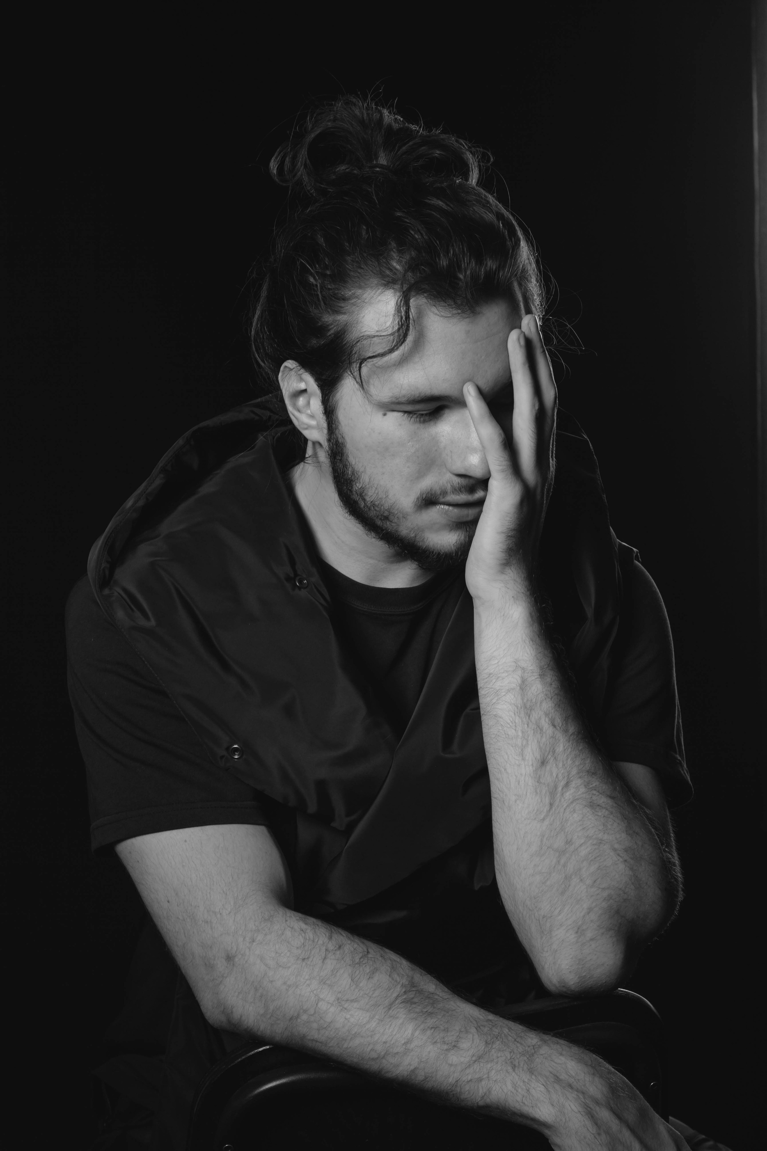 Фотосессия мужской портрет в Иркустке. Фотограф в Иркутске Тома Кабанова