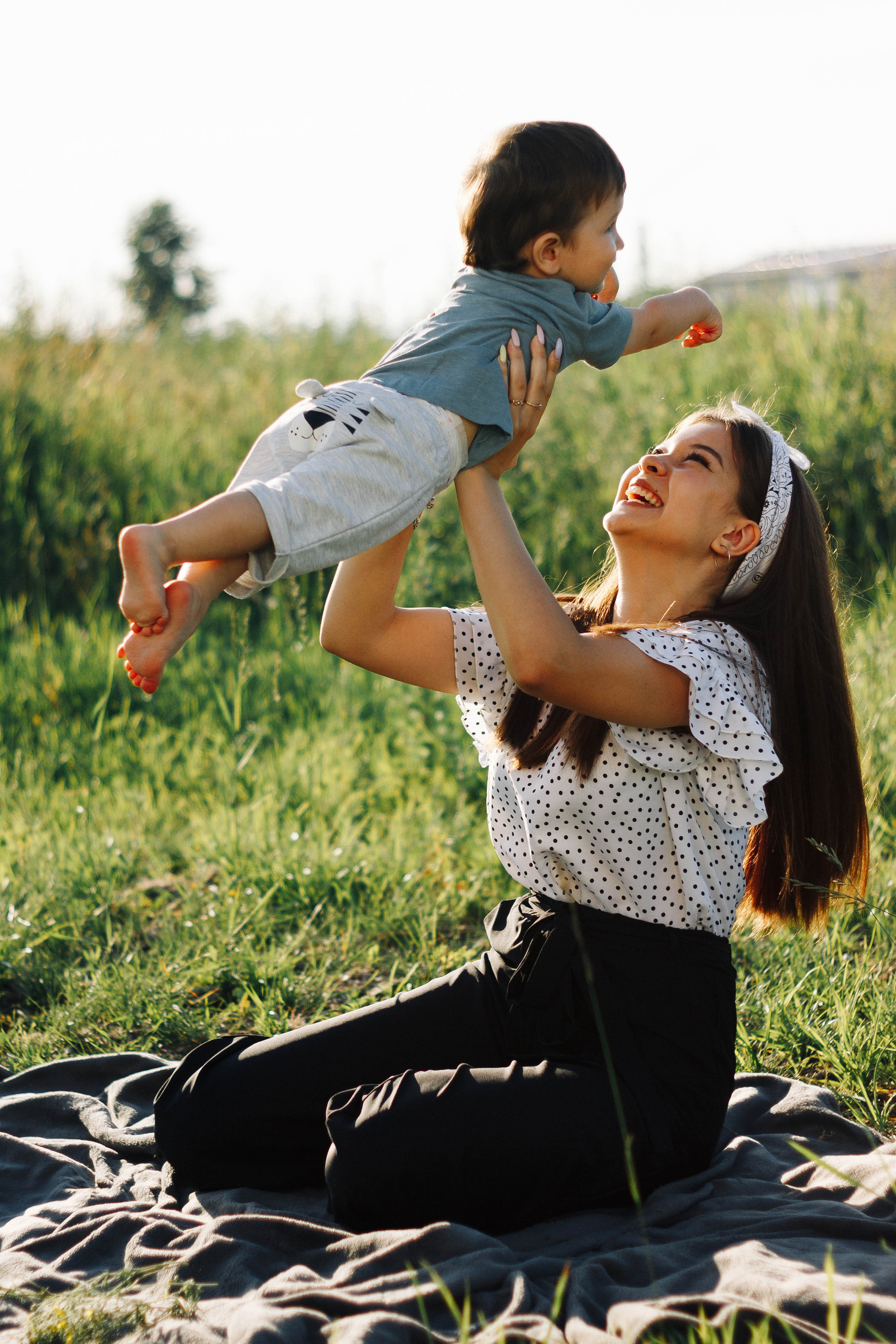 Фотосессия ребенка мама и малыш. Фотограф в Иркутске Тома Кабанова