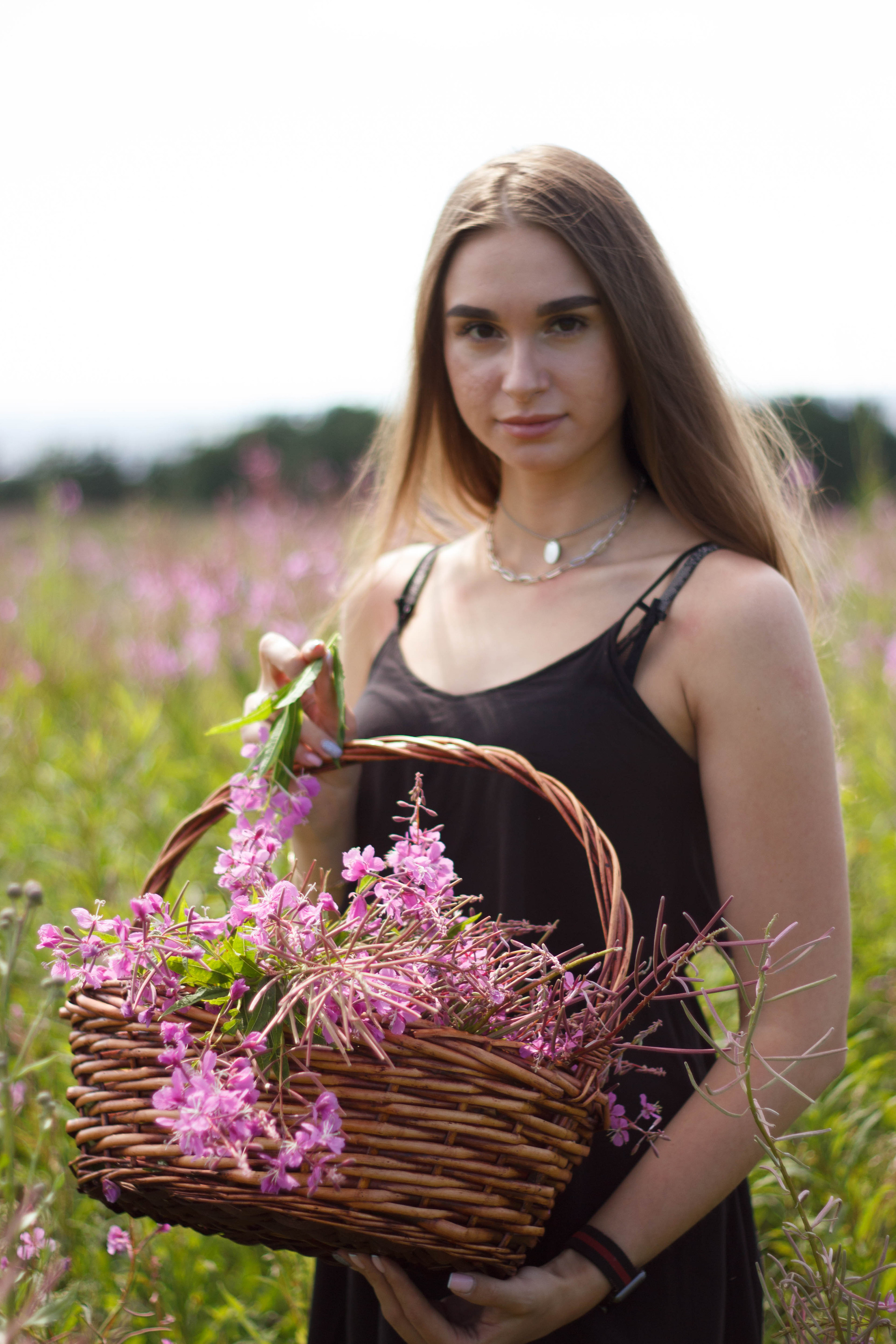 Фотосессия в Иркутске с Иван-чаем. Фотограф в Иркутске Тома Кабанова