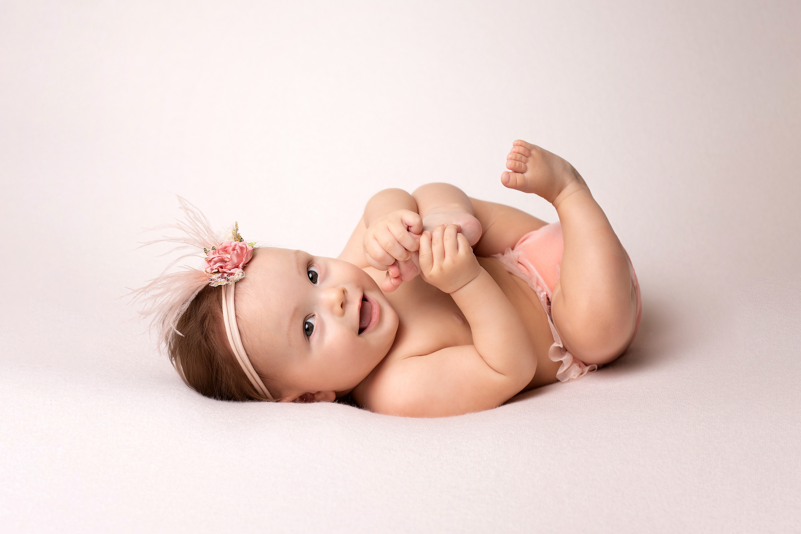 Малыши до года. Детский фотограф в Екатеринбурге и Арамили Лариса Кузнецова