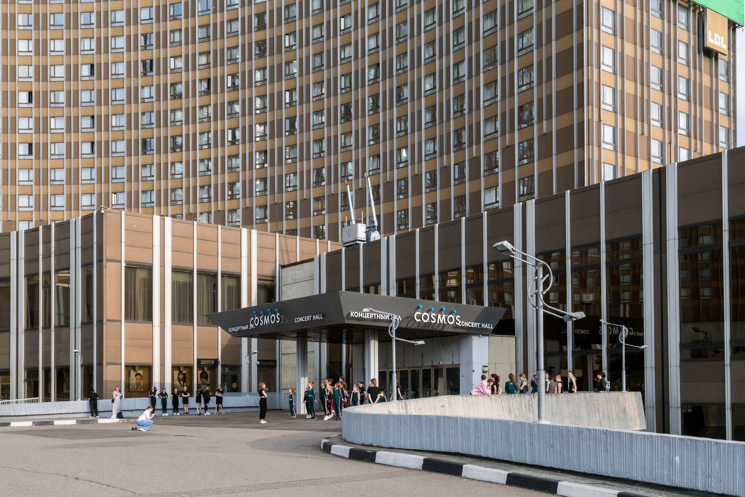 Здание гостиницы «Космос». Проект фотографа Александра Высокина — «Фотоархитектоника»