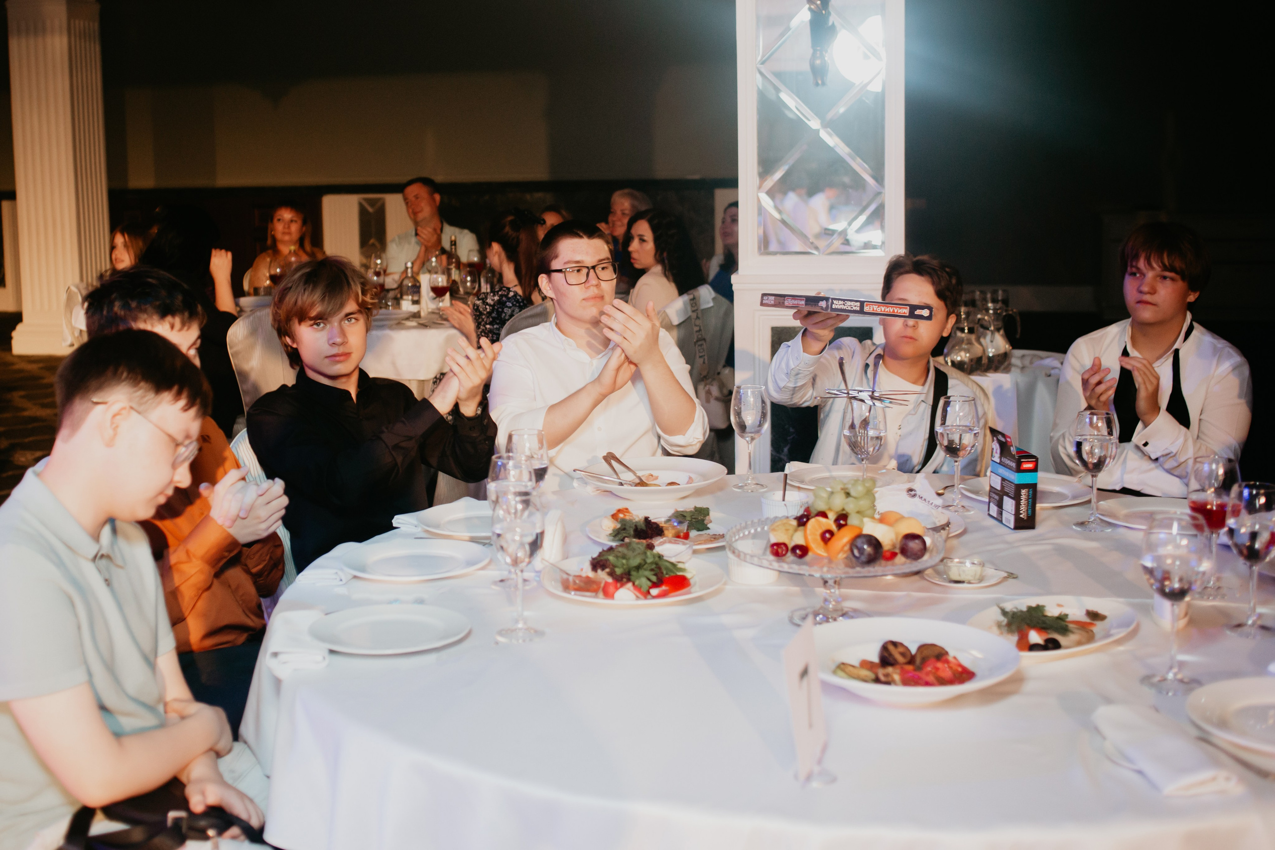 Выпускной 2025 (9класс) 124 школа. Фотограф в Челябинске Ополихина Анна