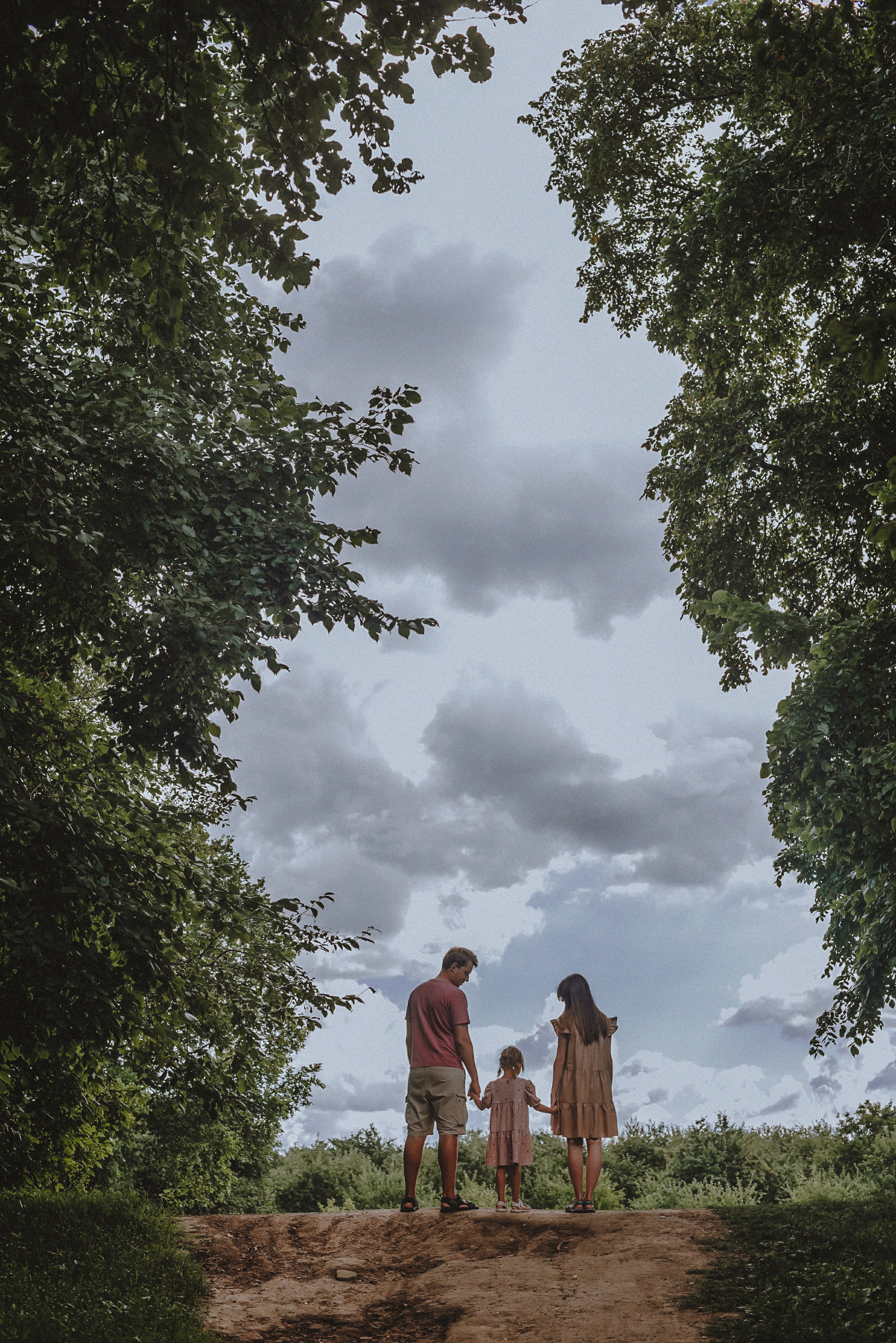 1+1=4. Свадебный и семейный фотограф в Москве Сажина Кристина КиМ. Свадебный оператор в Москве Сажин Максим