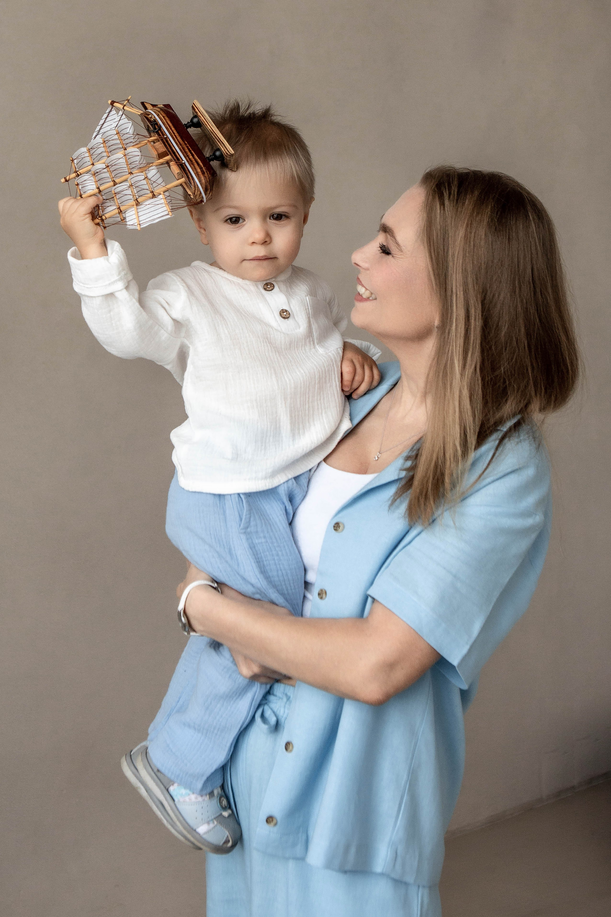 Мама и сын. Фотограф Екатерина Голицына