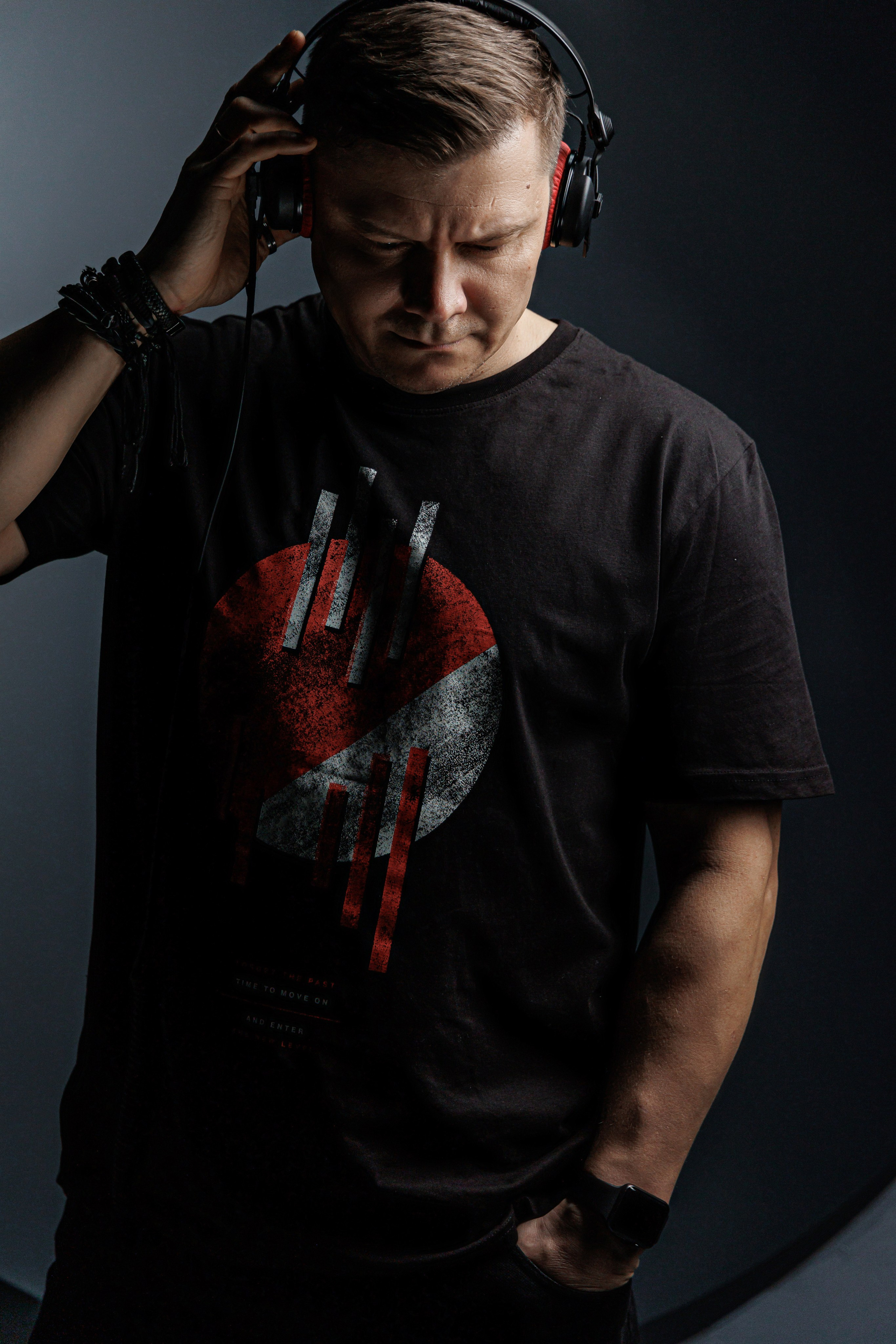 Портретные постеры для DJ. Фотограф, видеограф