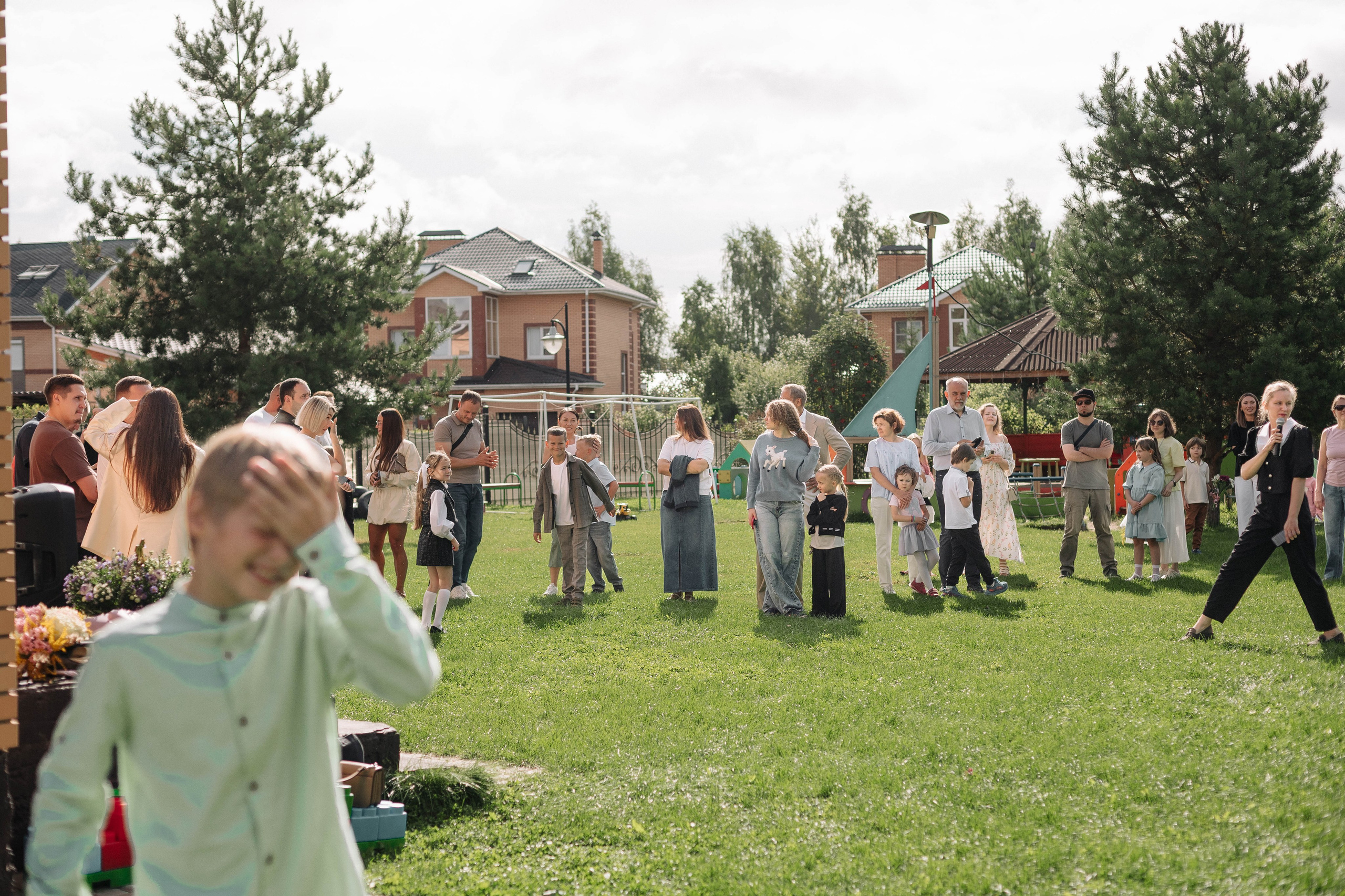 Репортажная фотосъемка 1 сентября | Фотограф на праздник в школу Москва и МО. Timeless фотография для семьи и бизнеса | Борис Коробочко | Москва / Истра