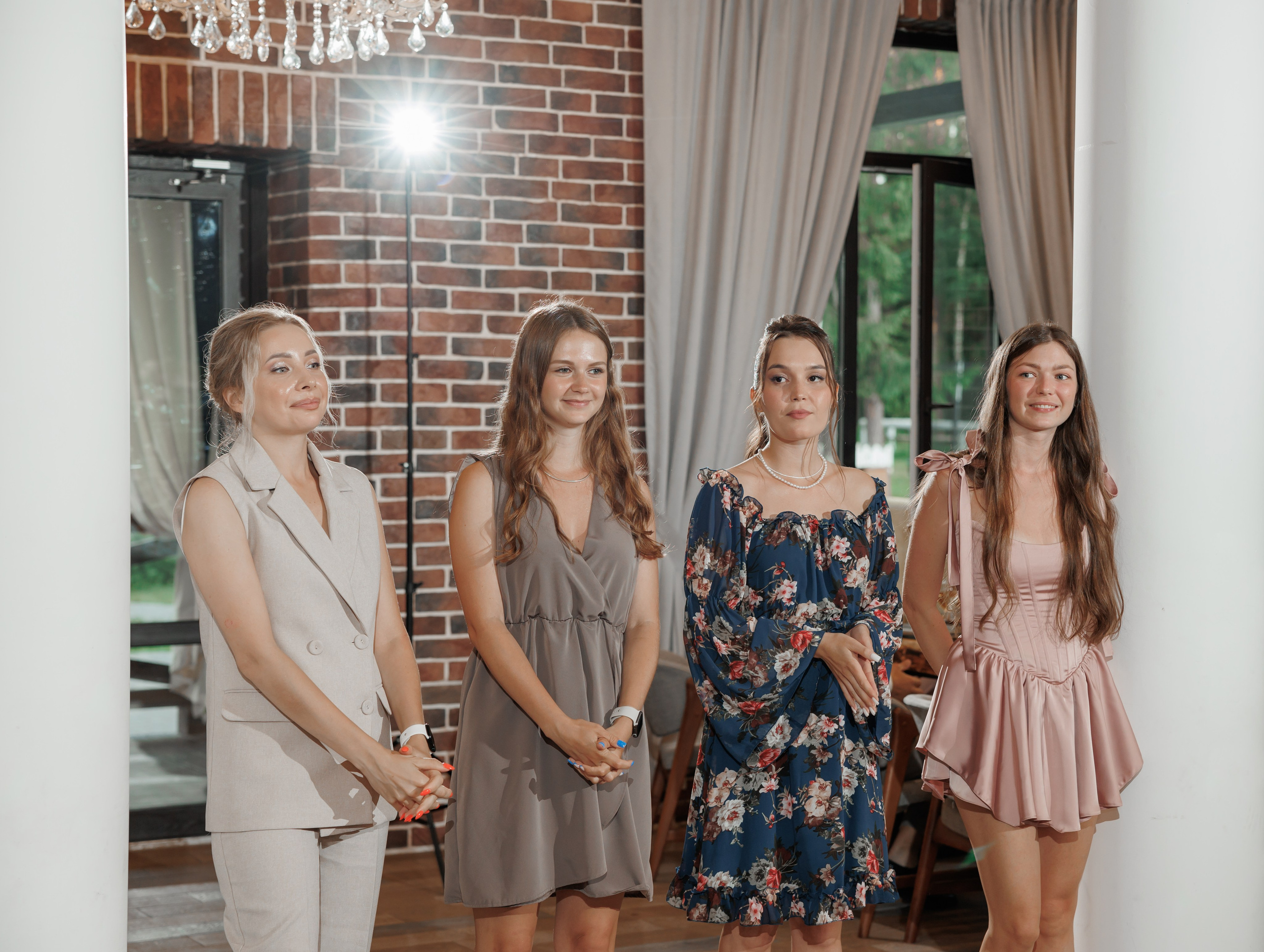 Полина и Дмитрий, загородный клуб «Барин», ЗАГС в г. Пушкино. Свадебный и репортажный фотограф (Москва, Королев и другие)