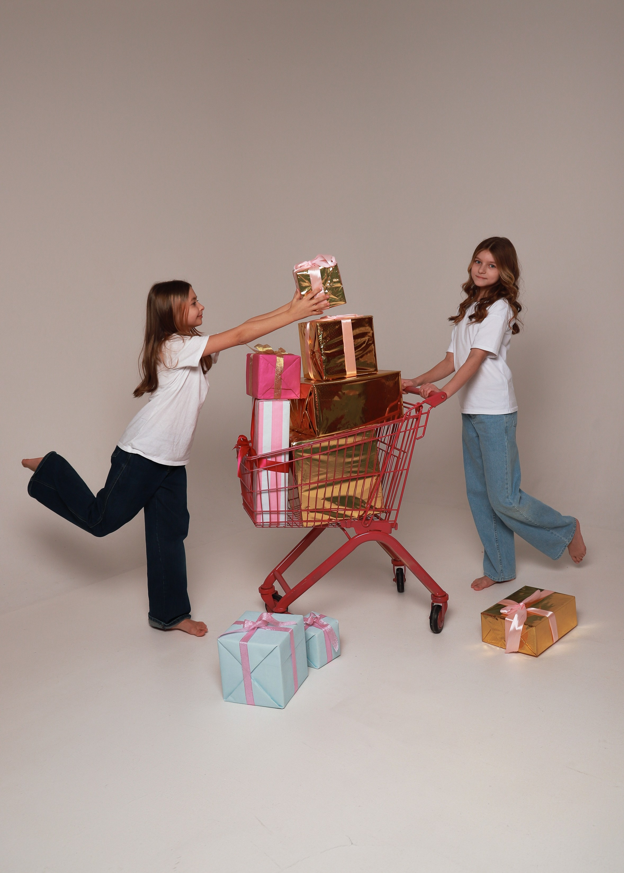 В джинсах. Фотограф Юлия Мальцева