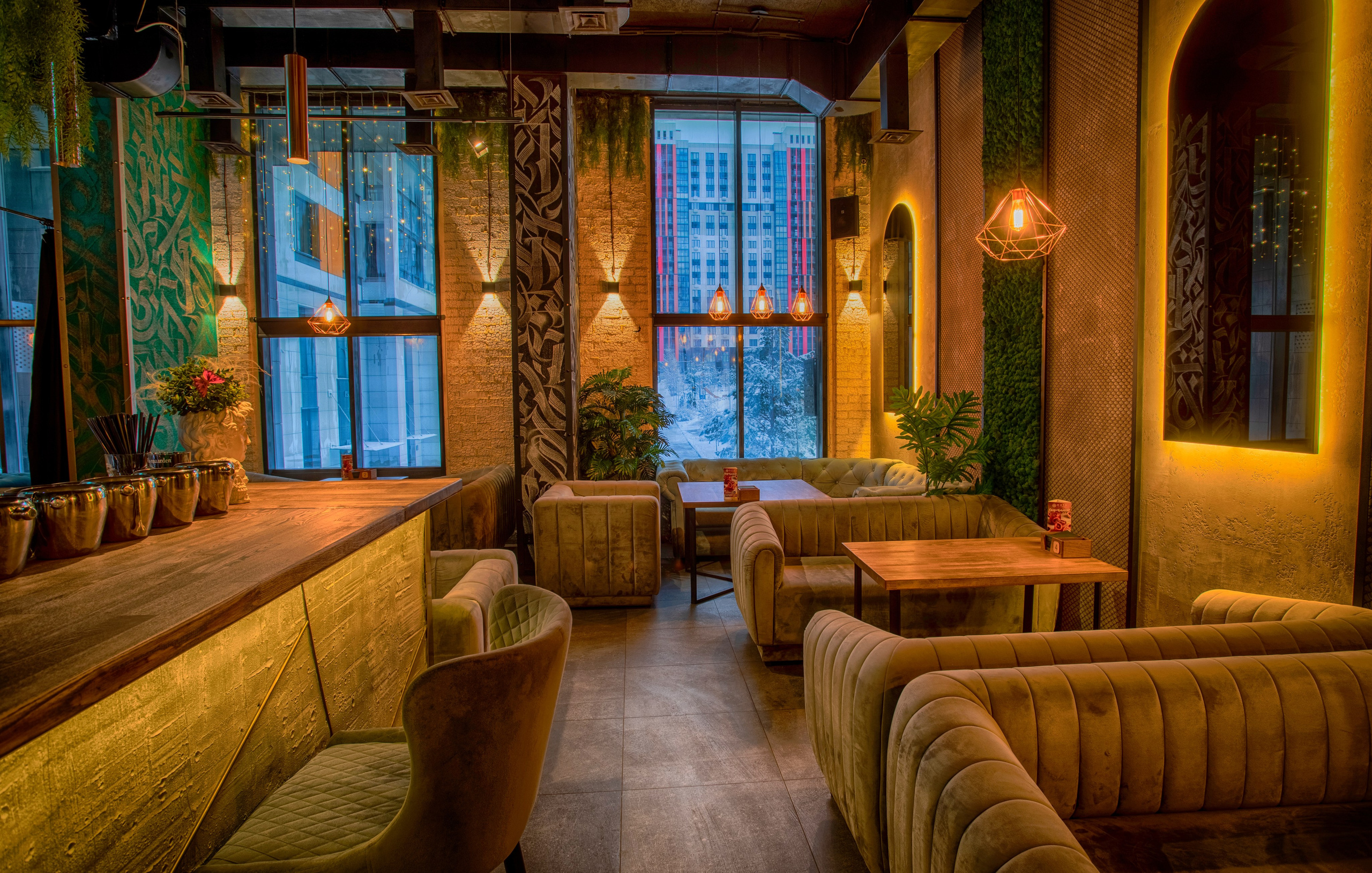 Интерьер кальянной Мята Lounge Уфа, уютная зона отдыха с кальянами, Кальянная Мята Lounge Уфа, стильный дизайн, комфортная атмосфера, Зона отдыха Мята Lounge Уфа, современные кальяны, барная стойка, Интерьер Мята Lounge Уфа, мягкие диваны, приглушённый свет, кальяны, Кальянная Мята Lounge Уфа, место для расслабления, общения, Мята Lounge Уфа, атмосфера уюта, дыма кальянов, Кальяны, релакс, Мята Lounge Уфа, Стильный лаунж, Мята Lounge Уфа, Уютный лаунж, кальяны, Мята Lounge Уфа, Расслабление, Мята Lounge Уфа, кальяны, комфорт, Тёплая атмосфера лаунжа, Мята Lounge Уфа, мягкие кресла, дым кальянов, приятная музыка, Расслабляющий интерьер, Мята Lounge Уфа, идеальное место для вечера, Современная кальянная, Мята Lounge Уфа, стиль, комфорт, атмосфера, Уютный лаунж-пространство, Мята Lounge Уфа, изысканные кальяны, Мята Lounge Уфа, стиль, комфорт, дым кальянов, Барная стойка, кальяны, лаунж, Мята Lounge Уфа, Современные кальяны, интерьер, Мята Lounge Уфа, Декор лаунжа, Мята Lounge, стильные элементы, Уфа, Зона кальянов, Мята Lounge Уфа, уют, стиль, Атмосфера лаунжа, мягкие диваны, кальяны, Мята Lounge Уфа