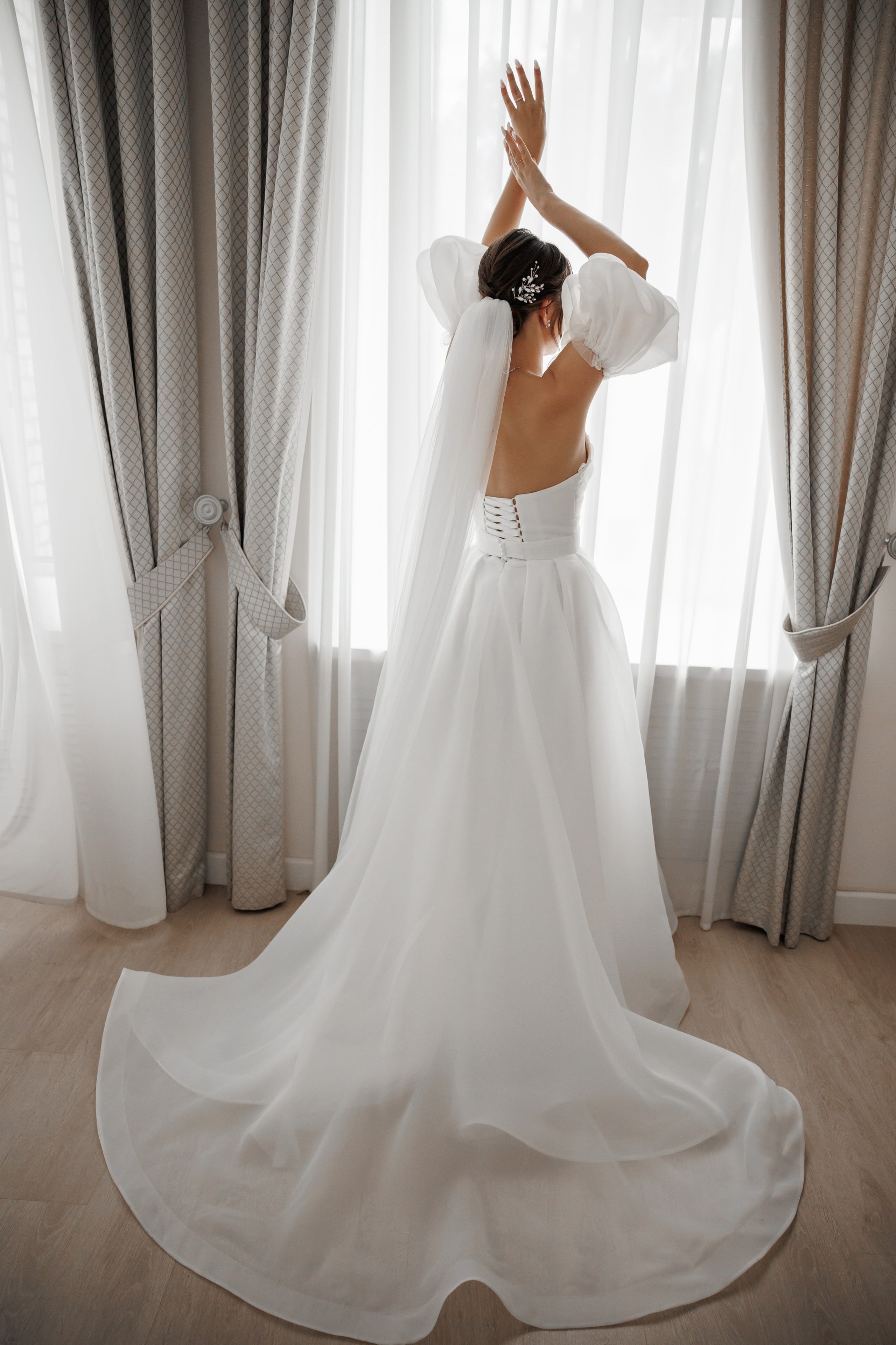 Полина и Дмитрий, загородный клуб «Барин», ЗАГС в г. Пушкино. Свадебный и репортажный фотограф (Москва, Королев и другие)