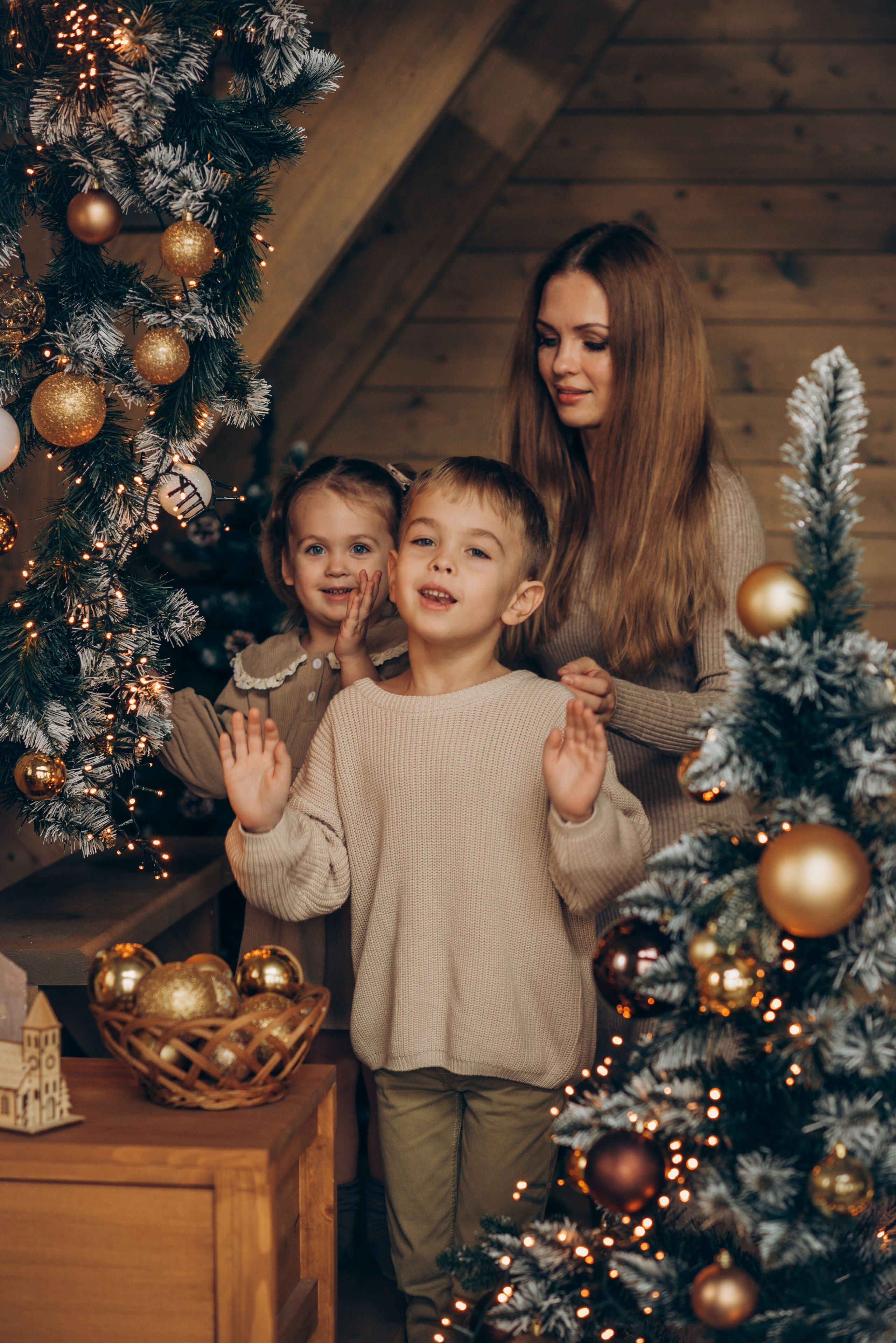 Семейная новогодняя фотосессия в студии. Семейный фотограф в Домодедово и Москве Елена Пичугина