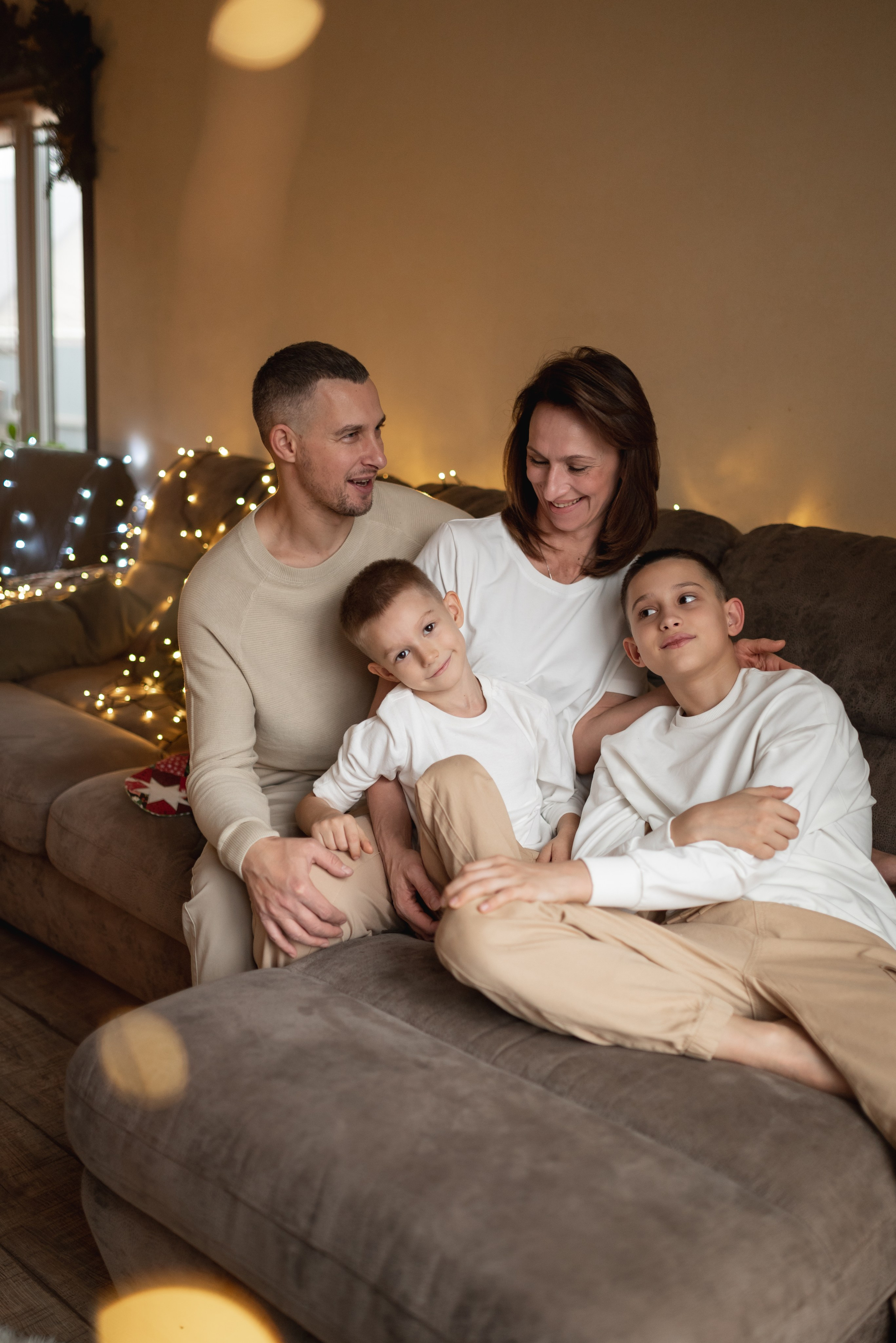 Оксана Сергей Ваня и Егор. Семейный фотограф Ирина Сгибнева