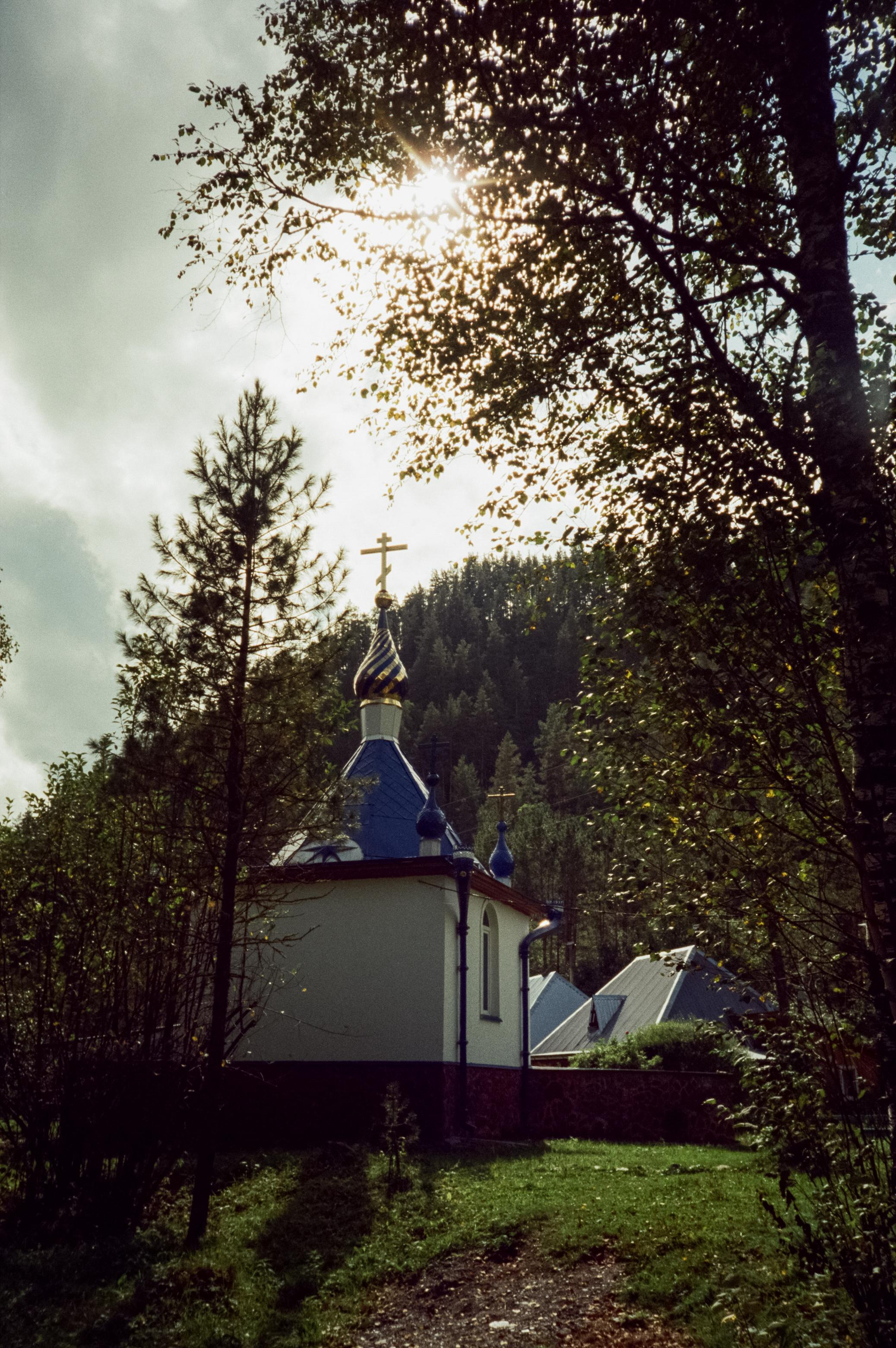 Река Катунь летом на фотопленку