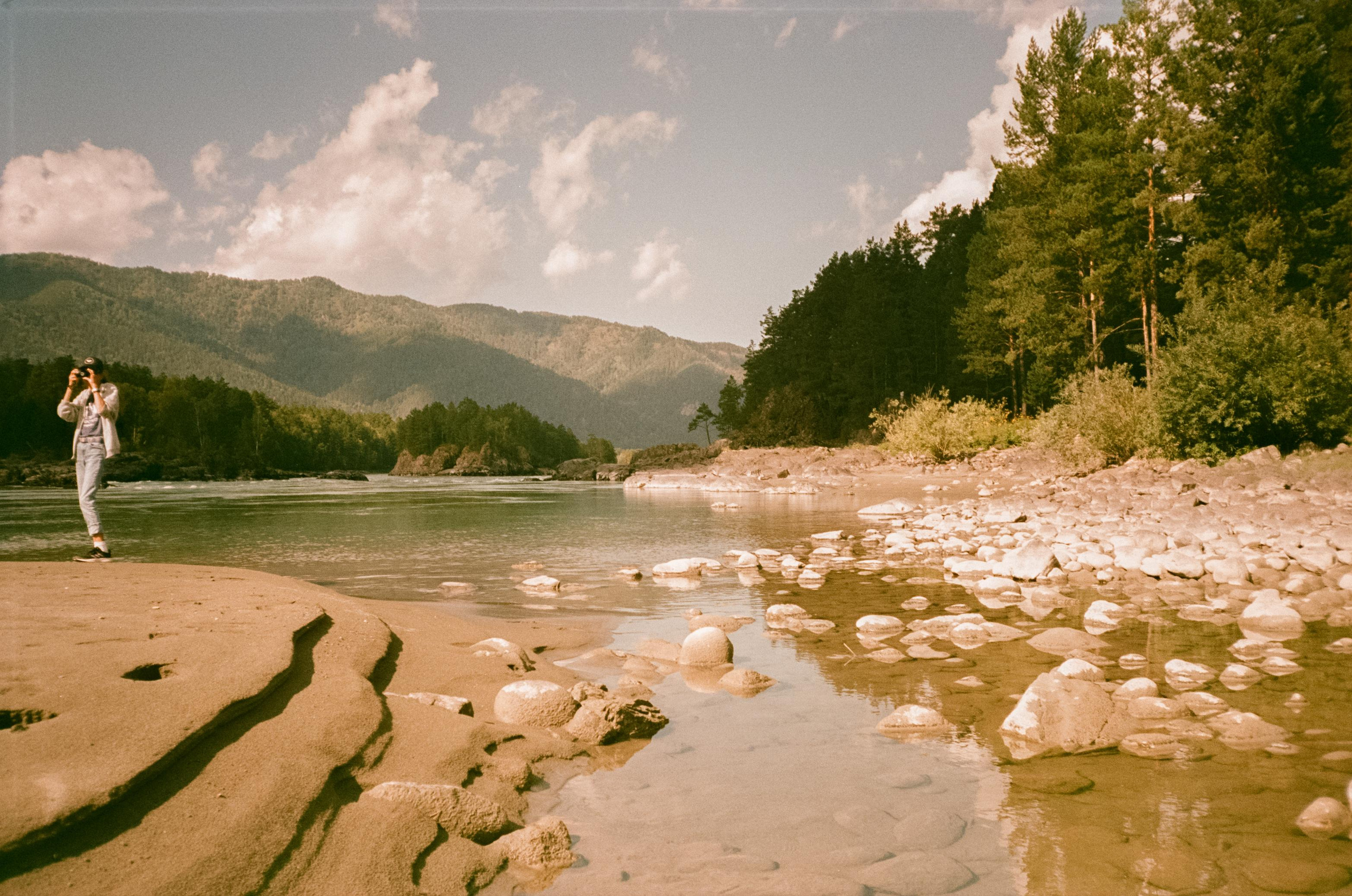Кедровый Остров, река Катунь, база Бережок