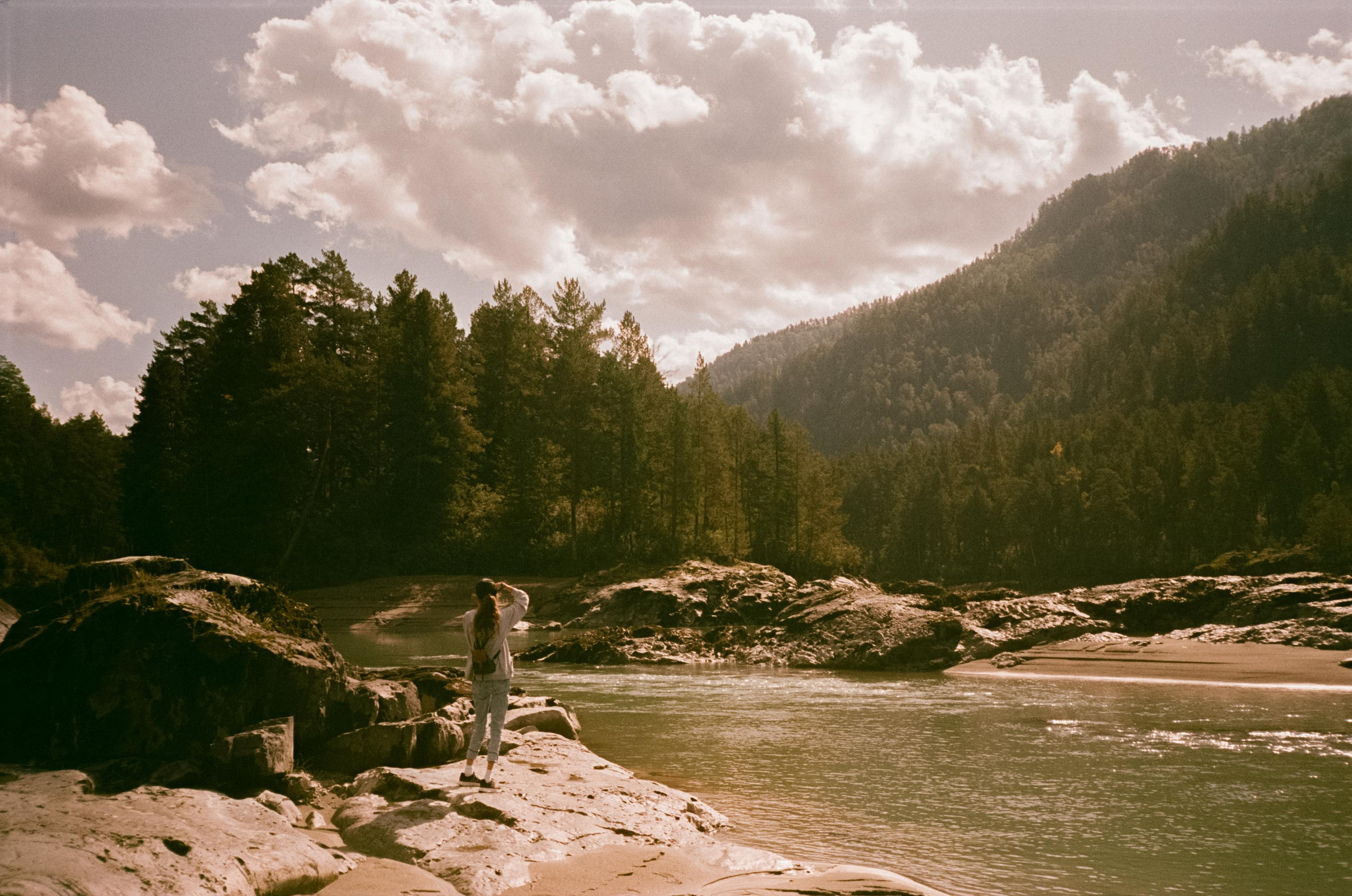 Кедровый Остров, река Катунь, база Бережок