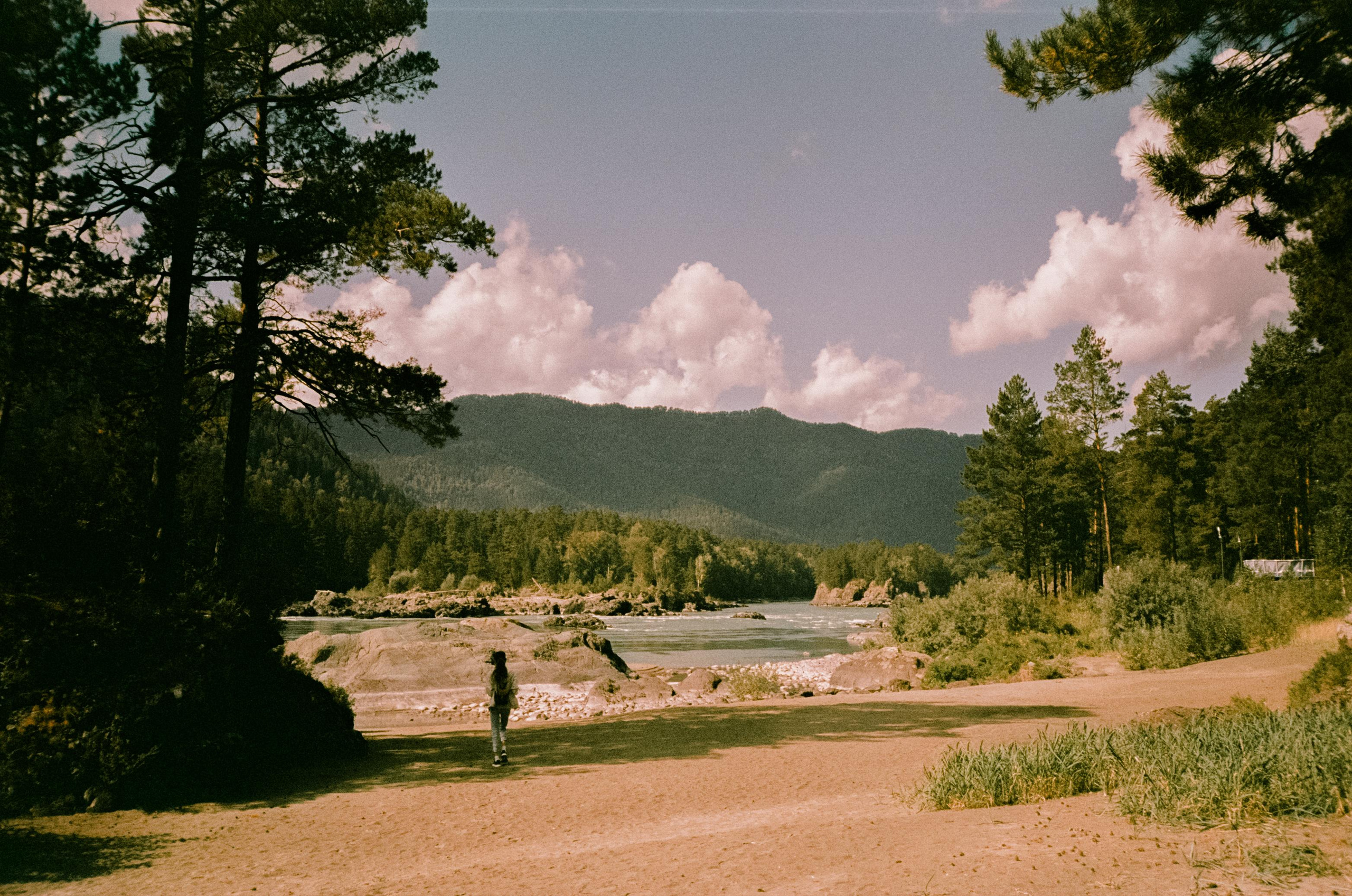 Кедровый Остров, река Катунь, база Бережок