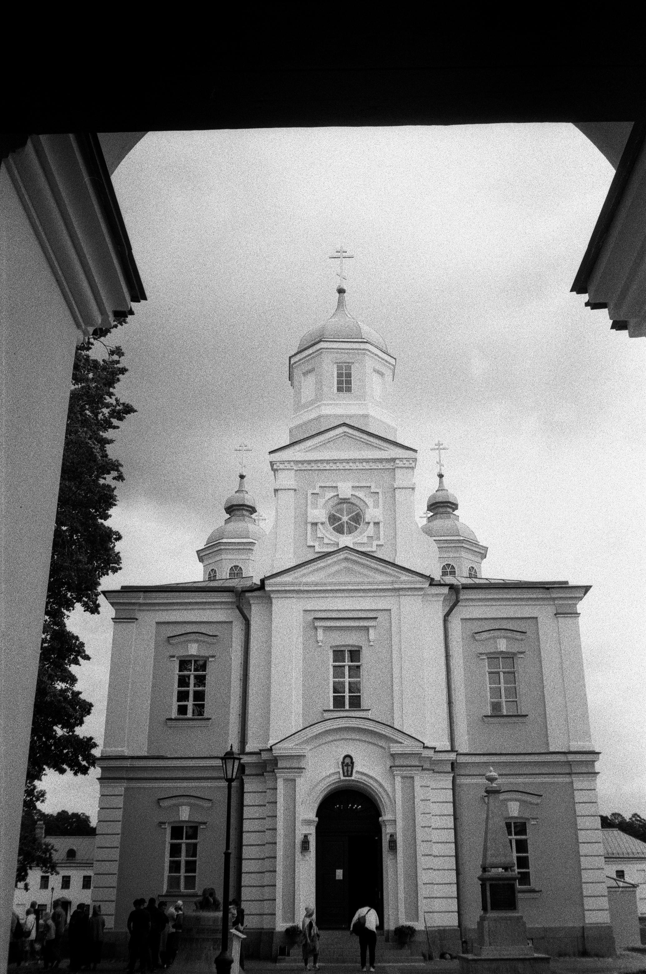 Остров Коневец на черно-белую пленку