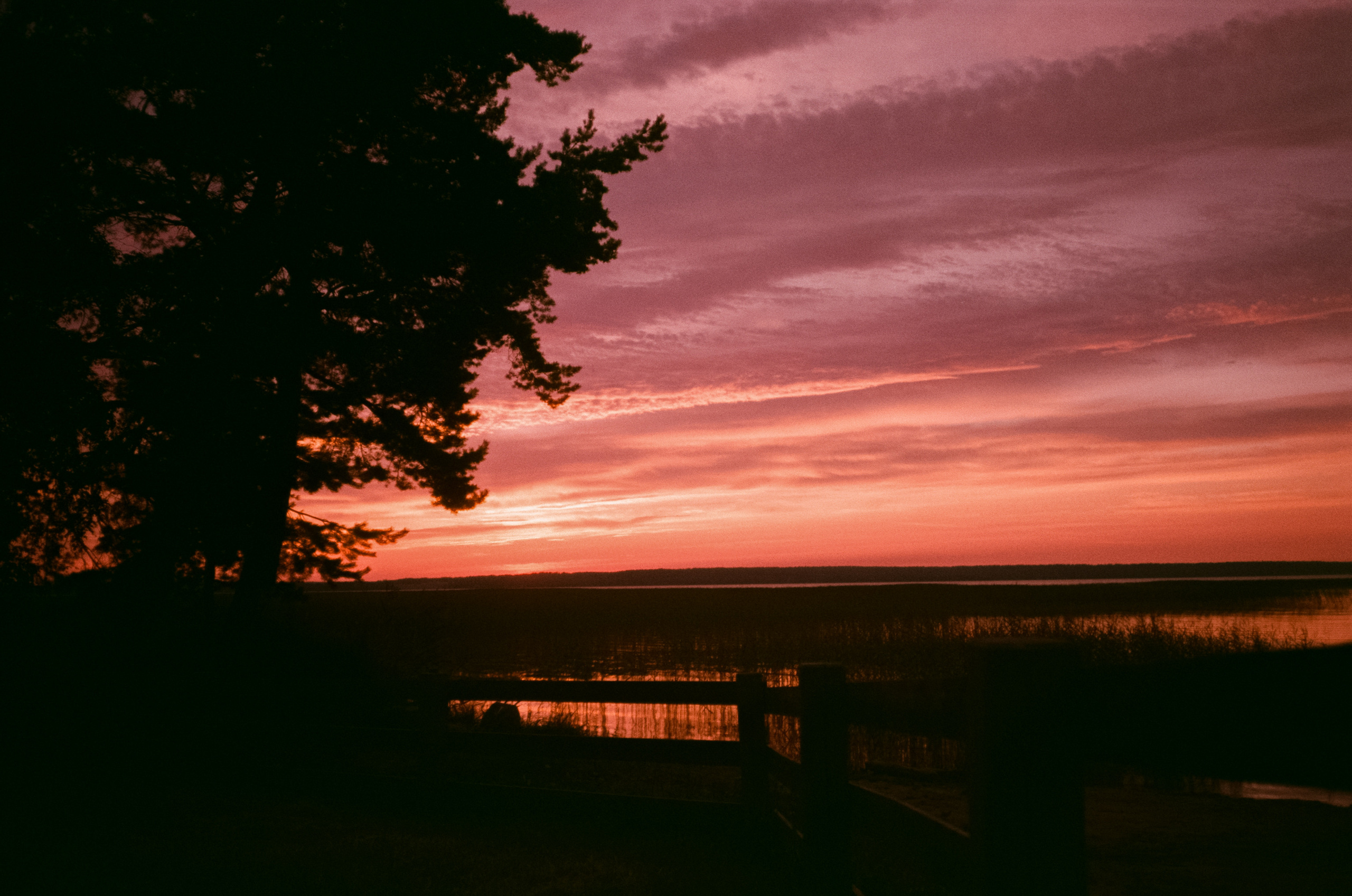 Снимаем восходы на просроченную пленку Konica Centuria 400