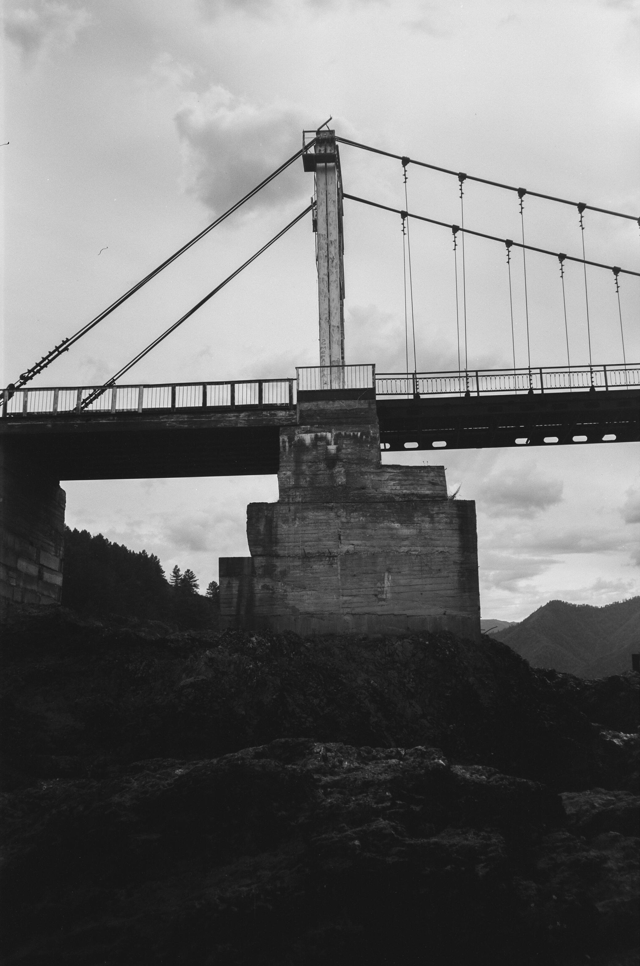 Ороктойский мост на черно-белую пленку