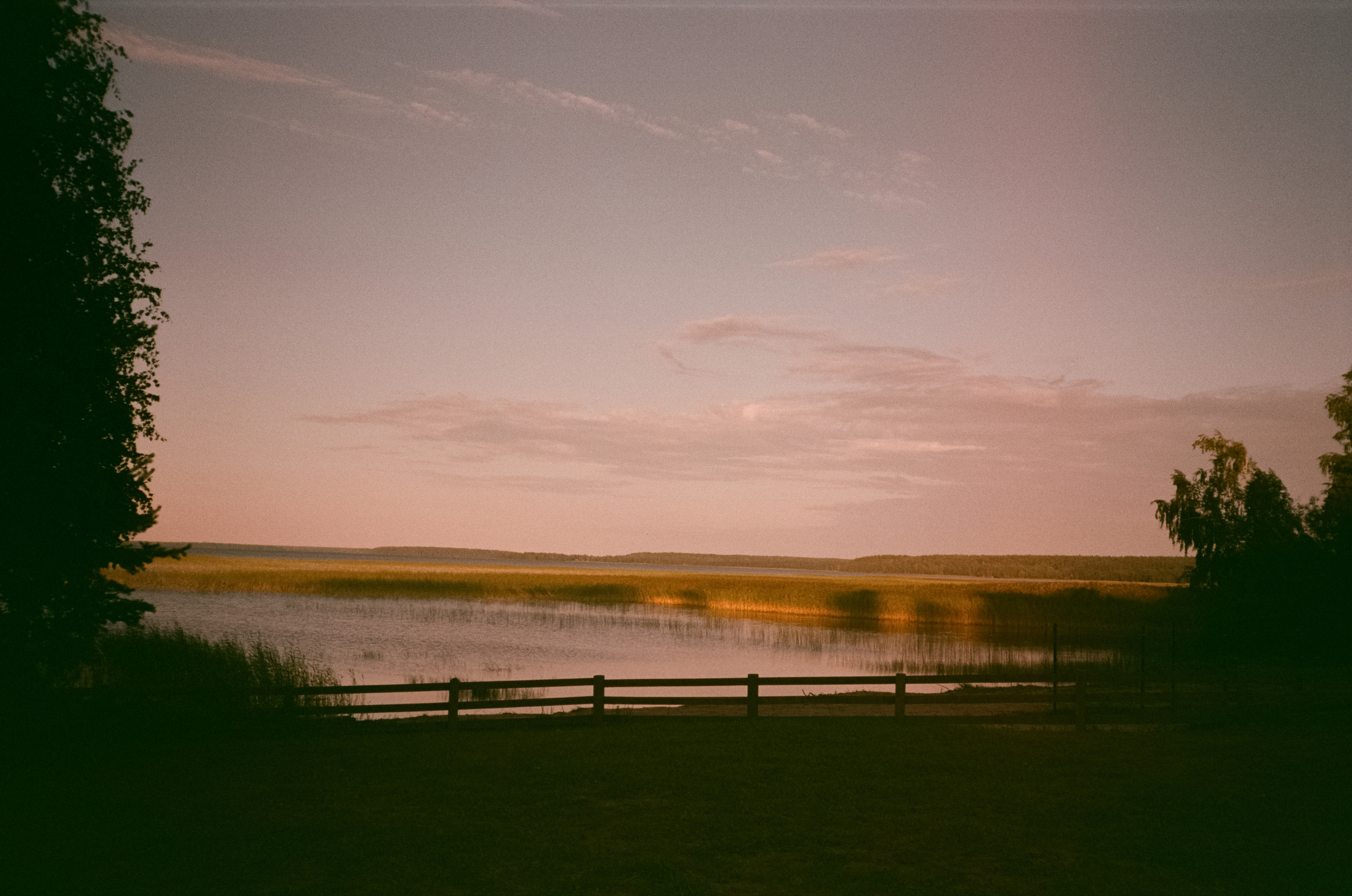 Снимаем восходы на просроченную пленку Konica Centuria 400