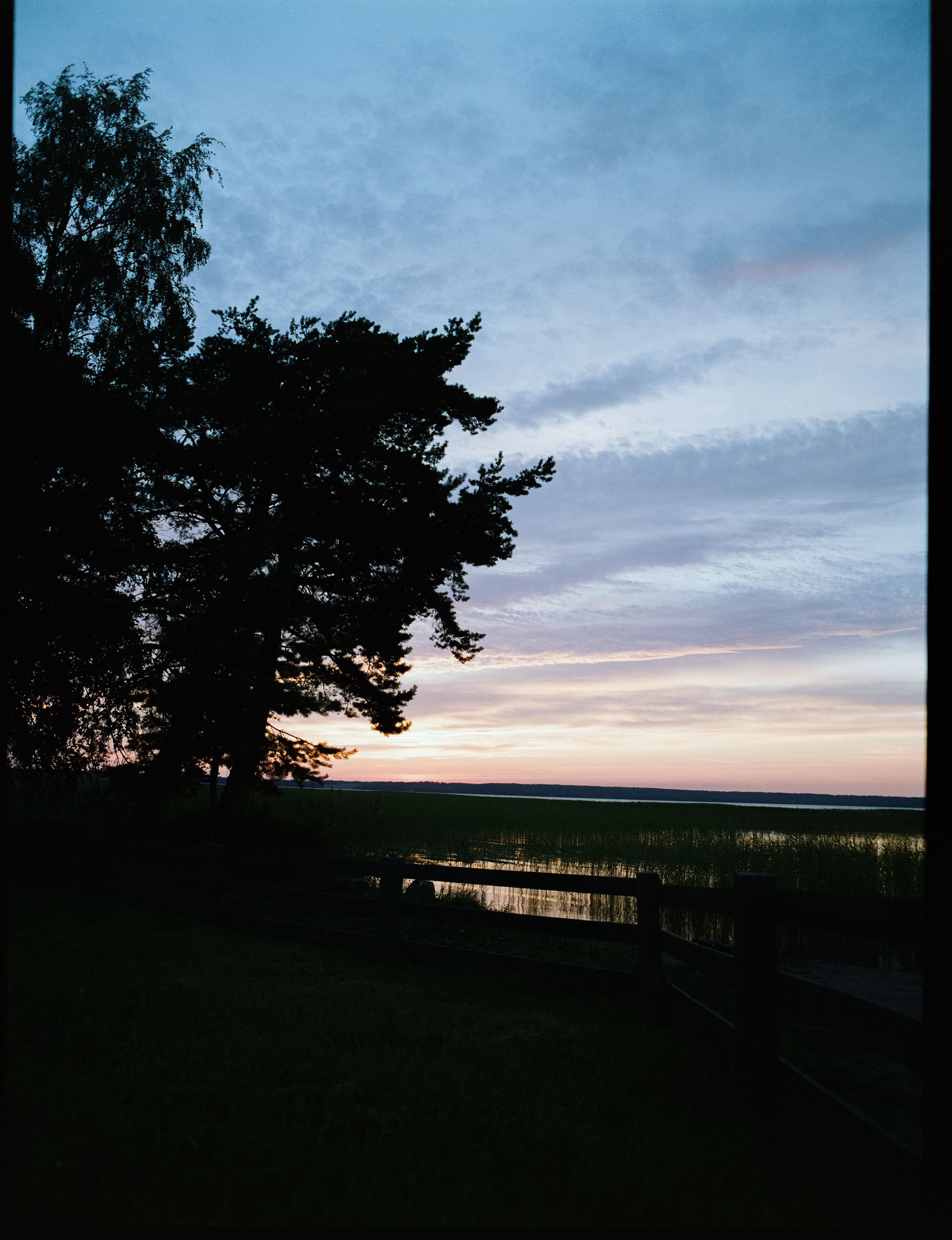 Mamiya 645 PRO, объектив: Mamiya-Sekor C 45 mm f/2.8 N