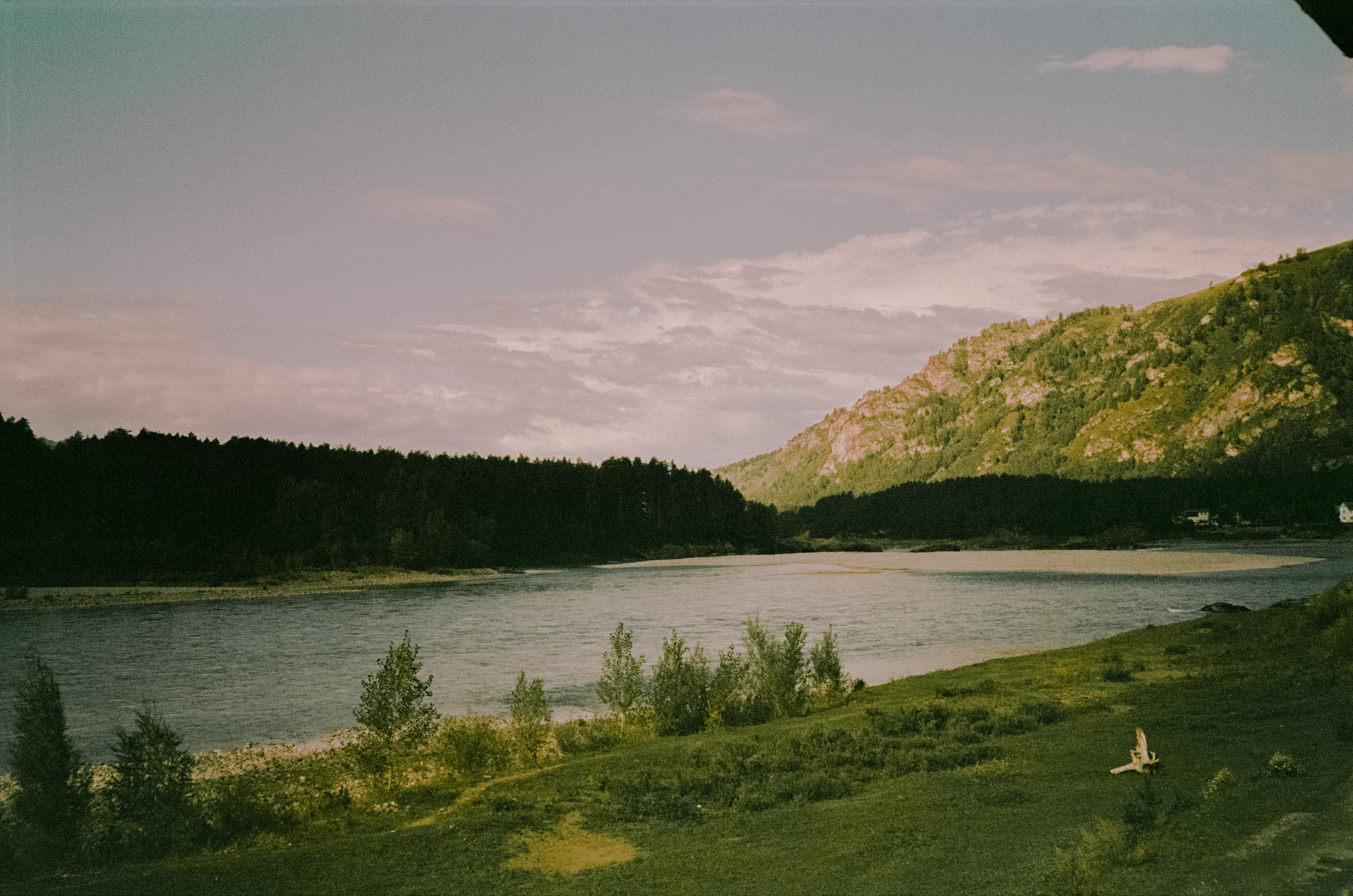 Кедровый Остров, река Катунь, база Бережок