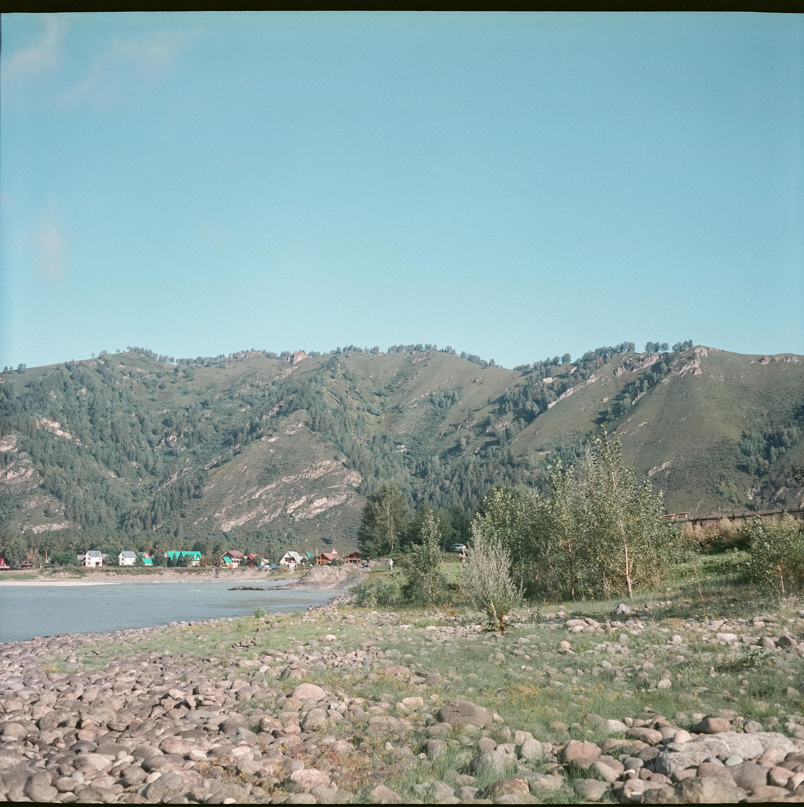 Манжерок, база Бережок, закаты / Super Fujica-6 / Fujifilm NPL 160