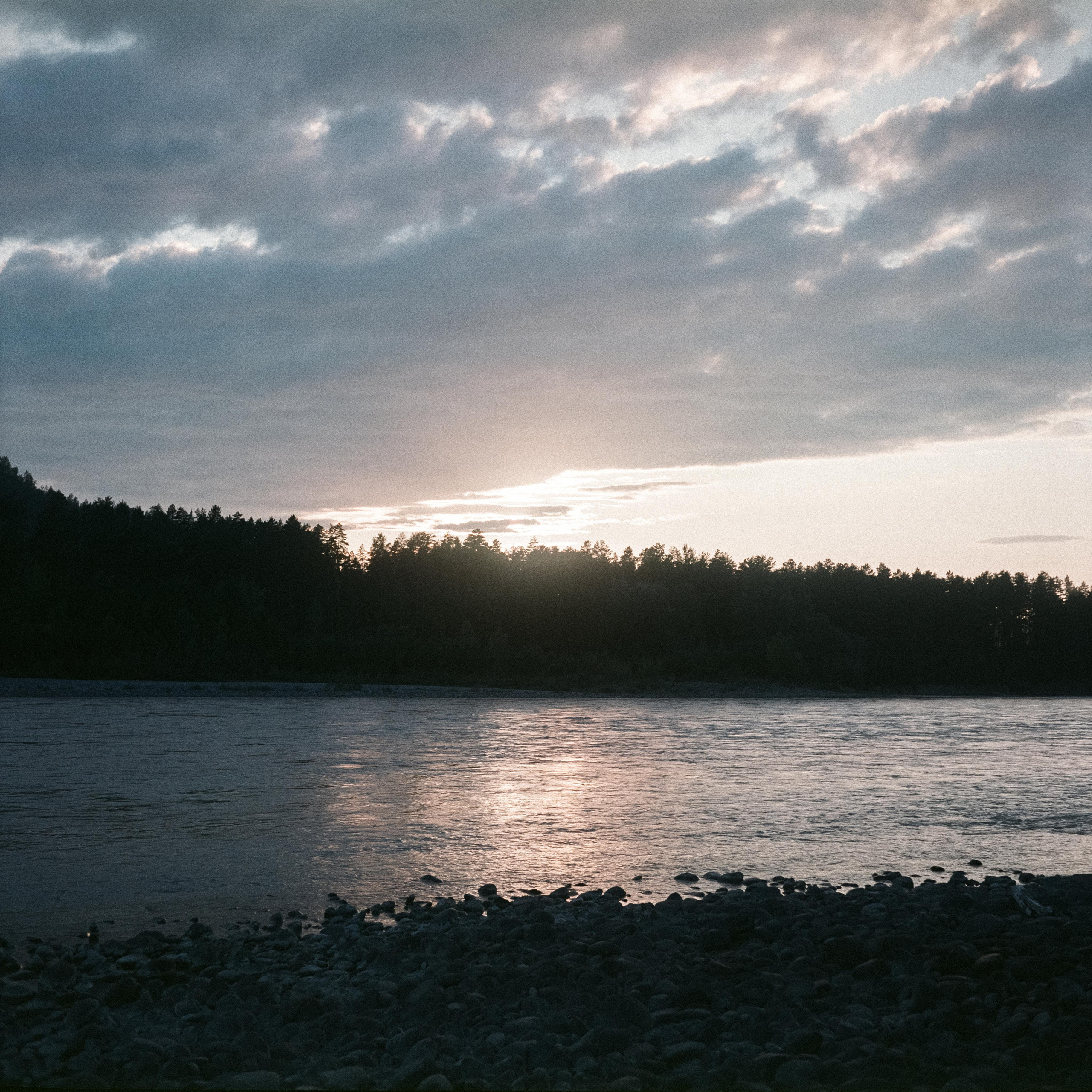 Манжерок, база Бережок, закаты / Super Fujica-6 / Fujifilm NPL 160