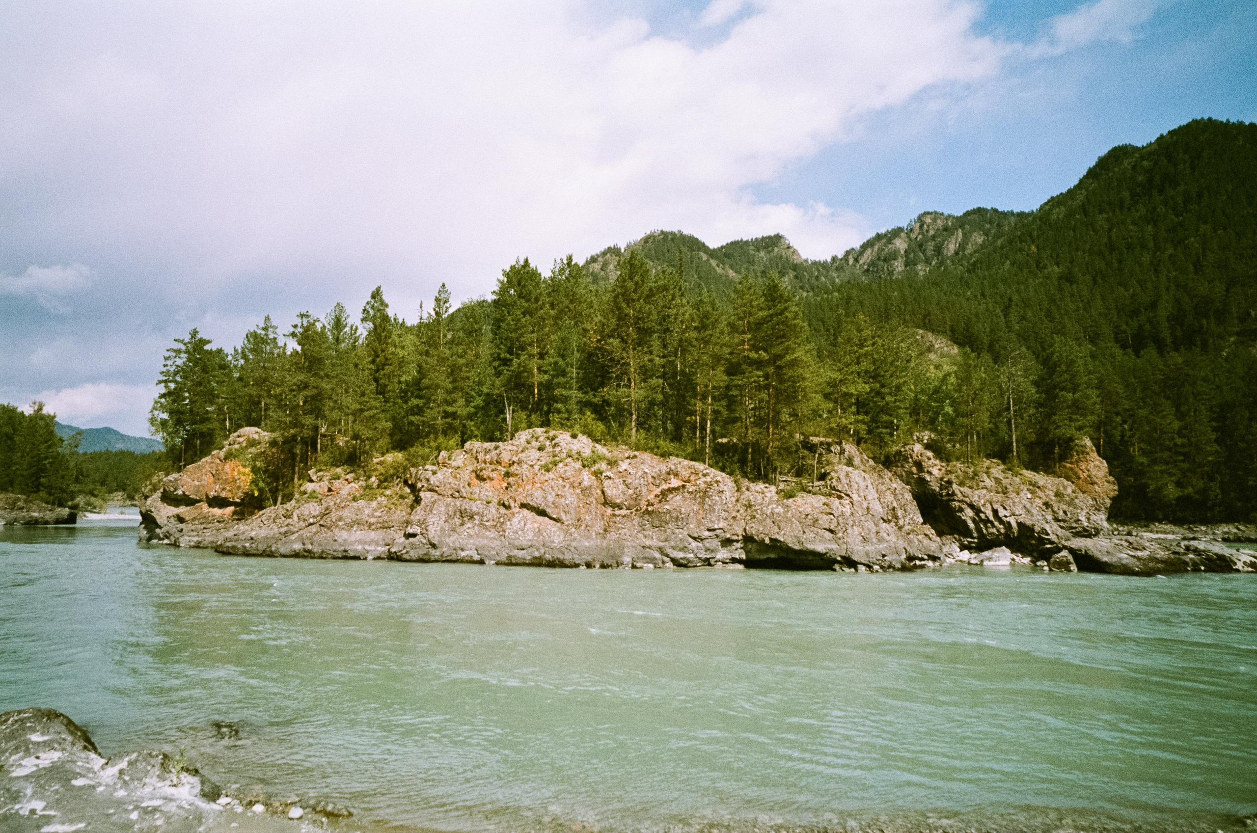 Катуньские ванночки / Agfacolor pro 200 (просрочка) / Contax G1 Carl Z