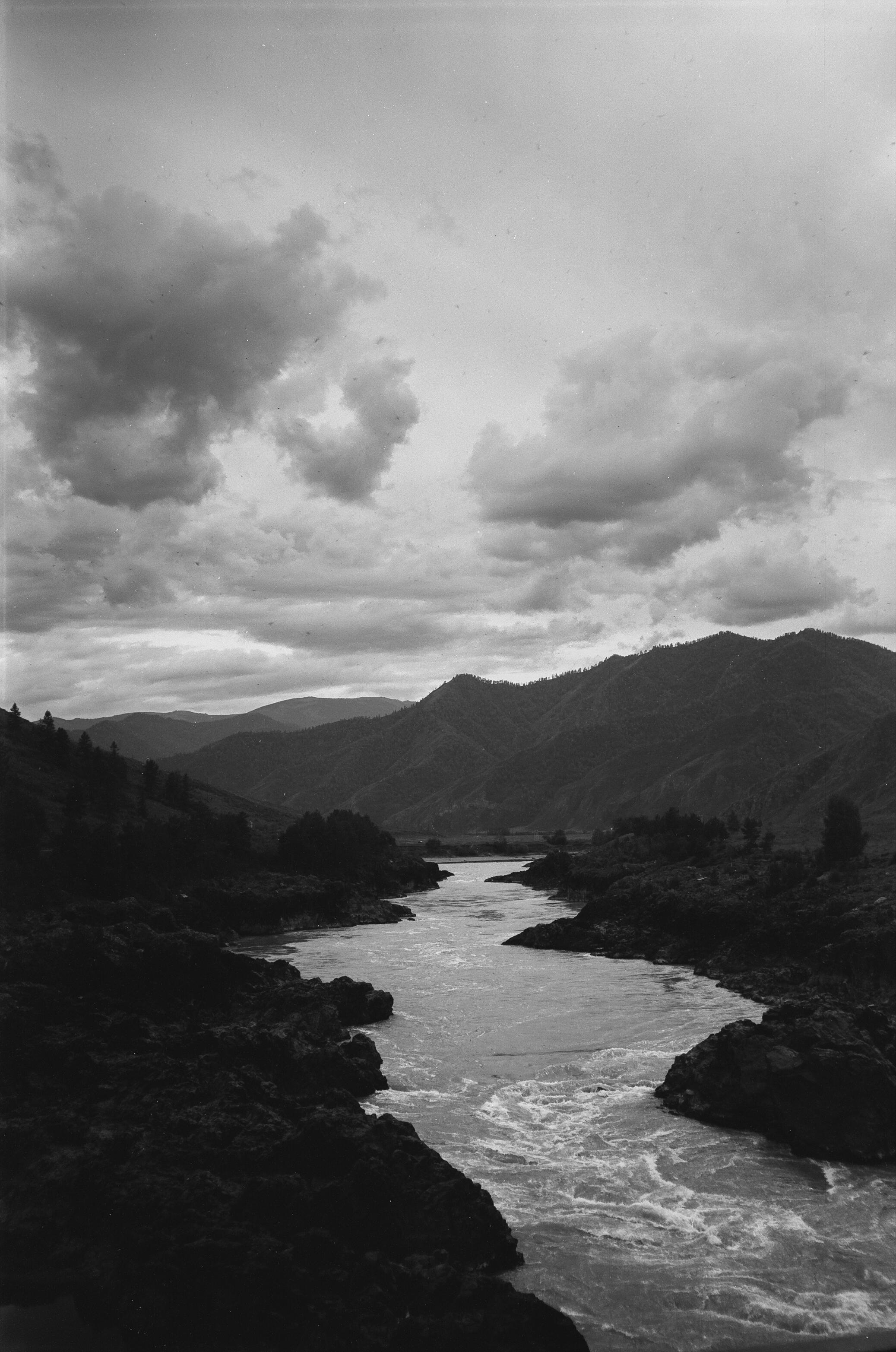 Ороктойский мост на черно-белую пленку