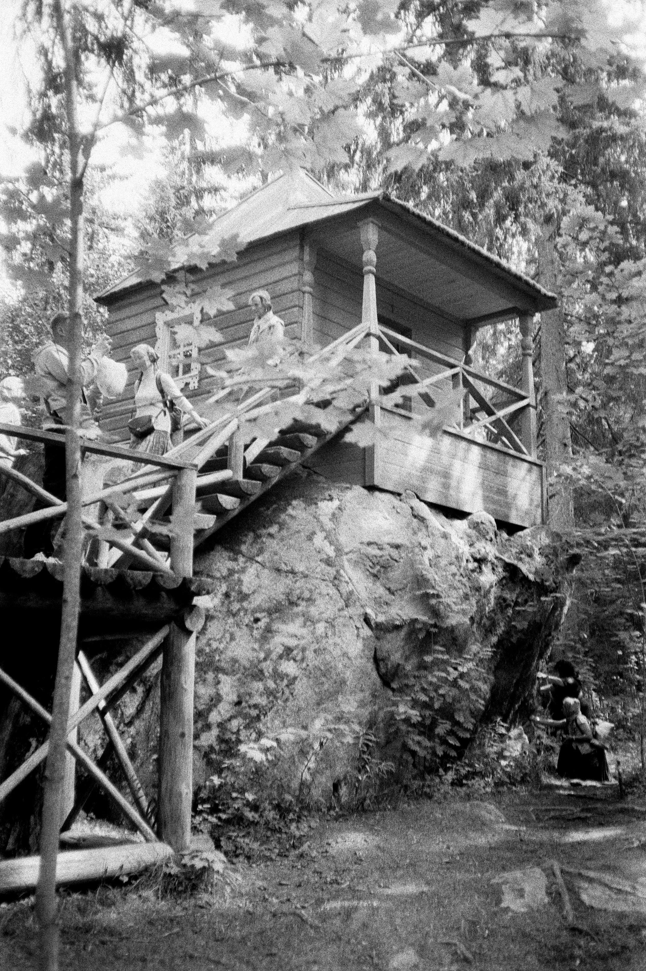 Остров Коневец на черно-белую пленку